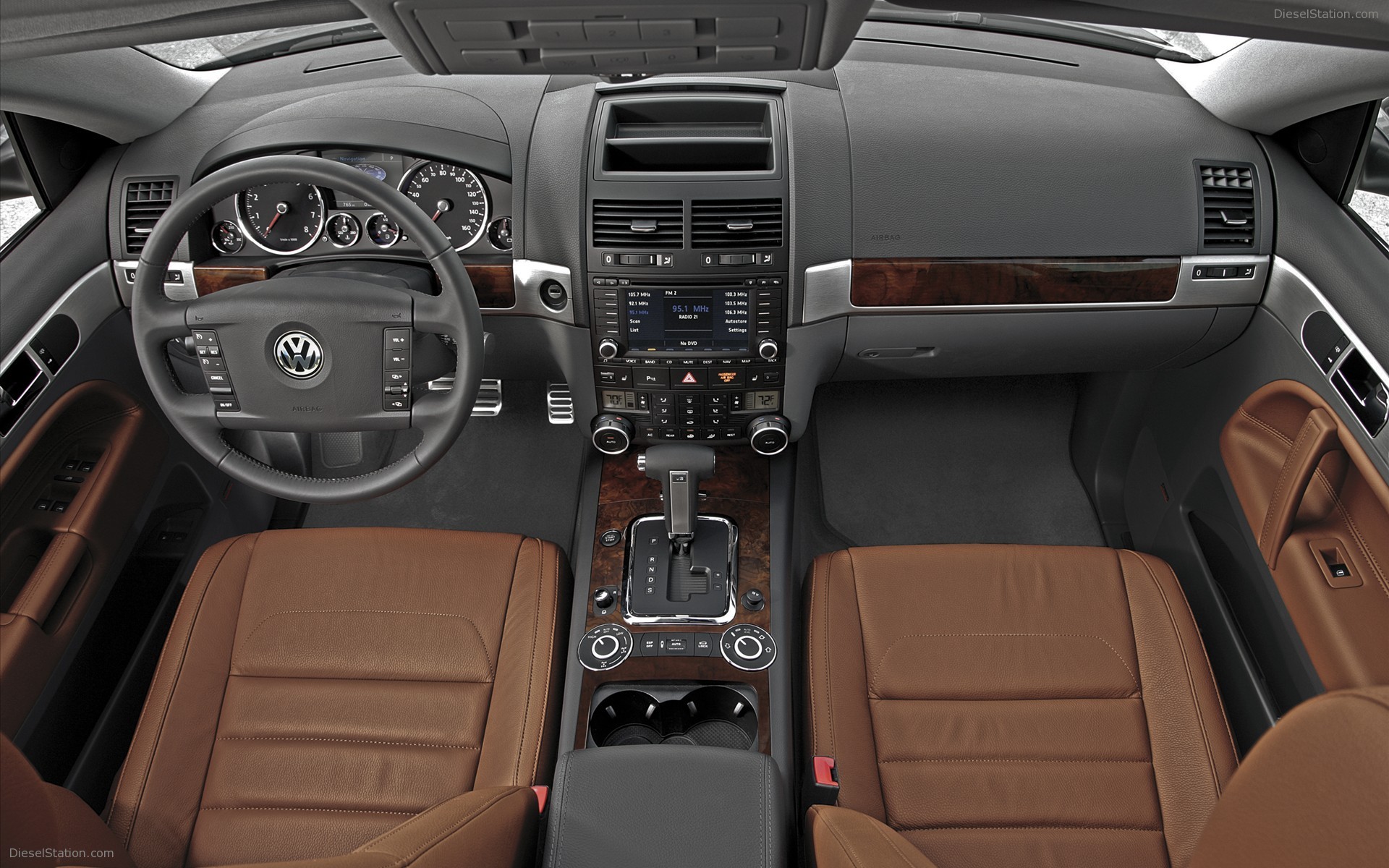 2009 Volkswagen Touareg TDI Cleandiesel