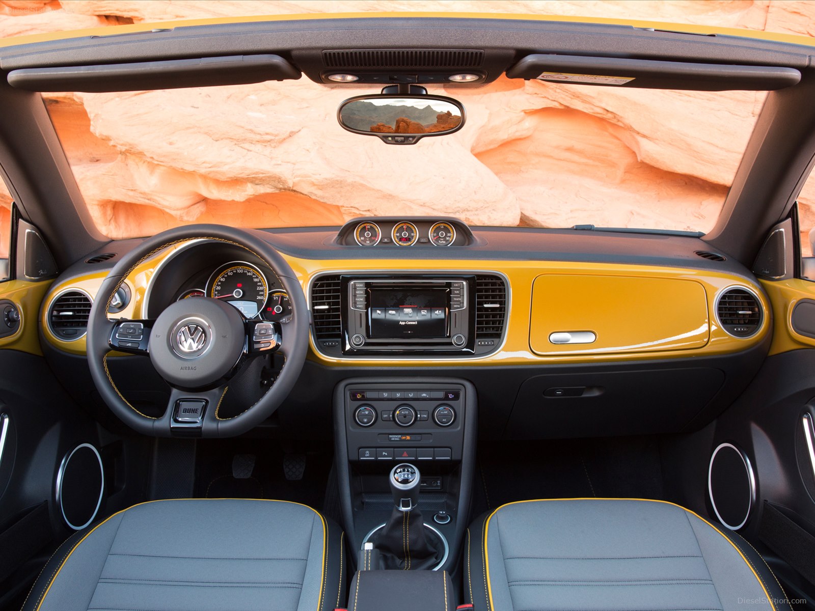 Volkswagen Beetle Dune 2016