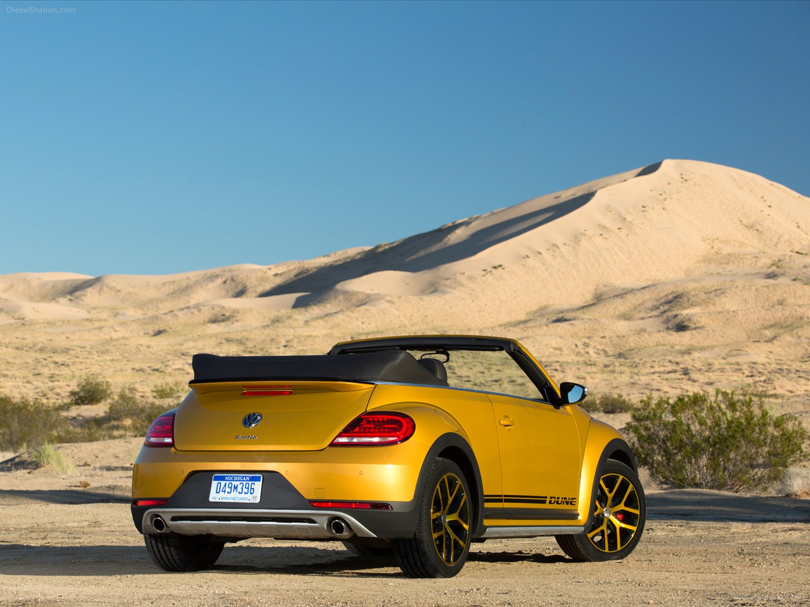 Volkswagen Beetle Dune 2016