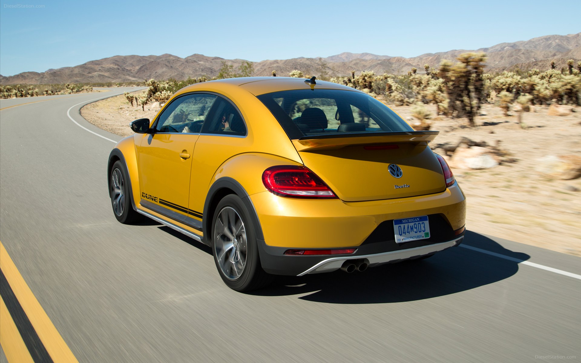 Volkswagen Beetle Dune 2016