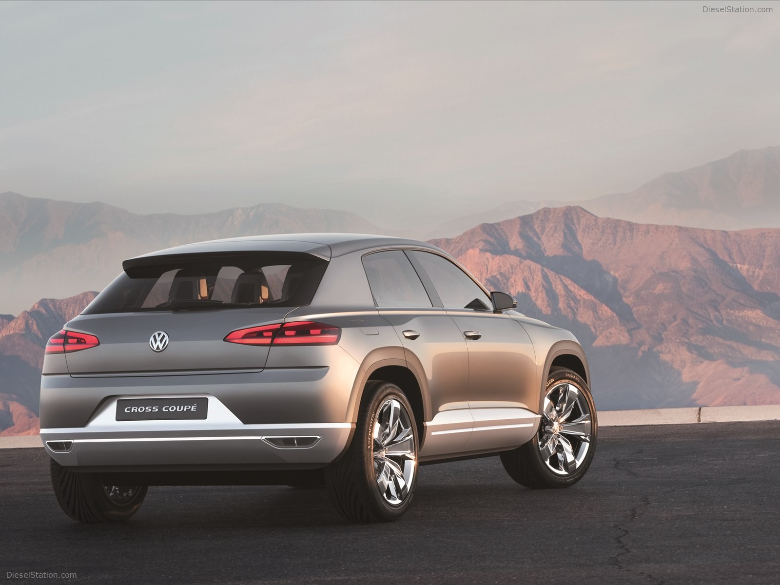 Volkswagen Cross Coupe Concept 2011