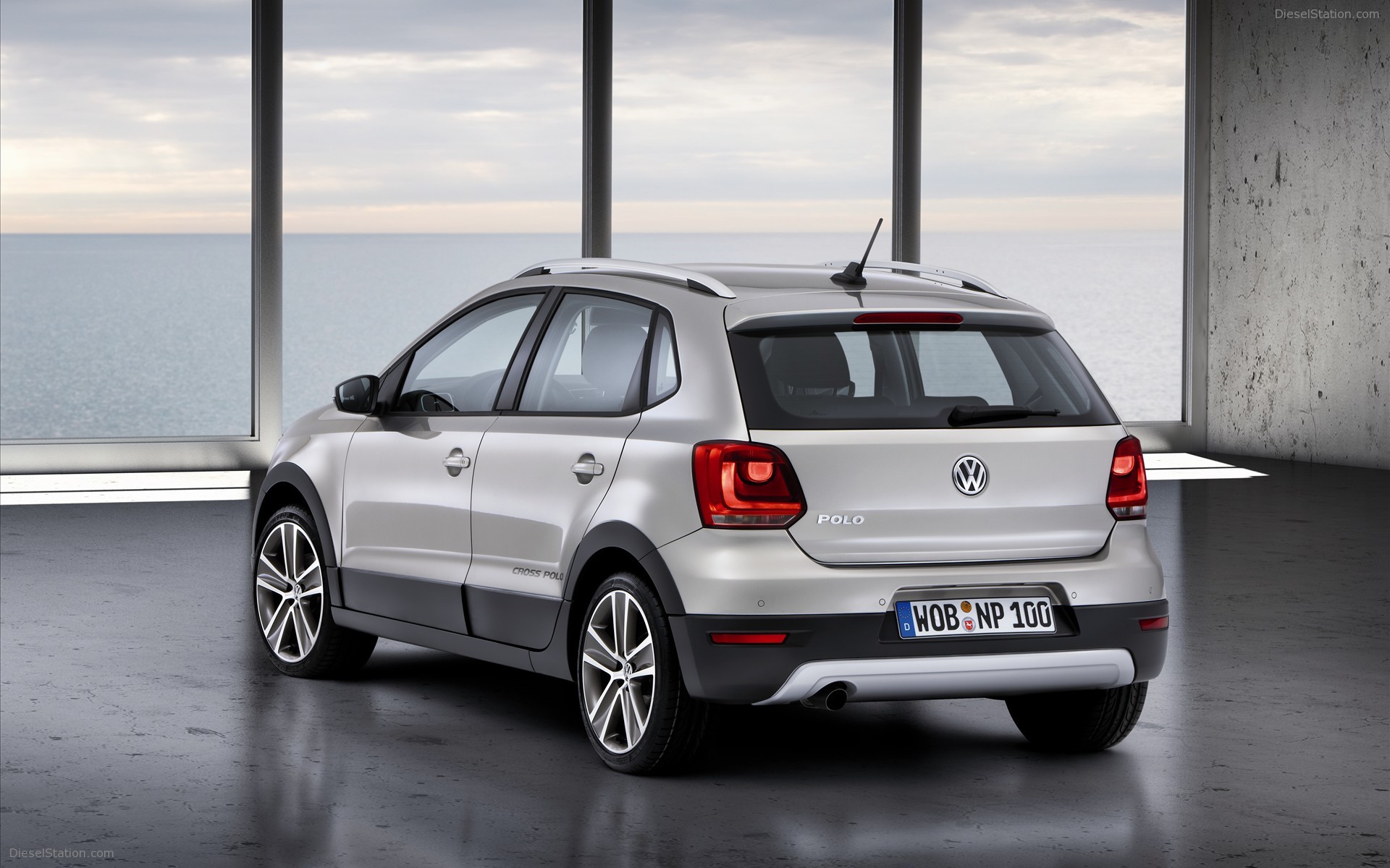 Volkswagen CrossPolo 2011