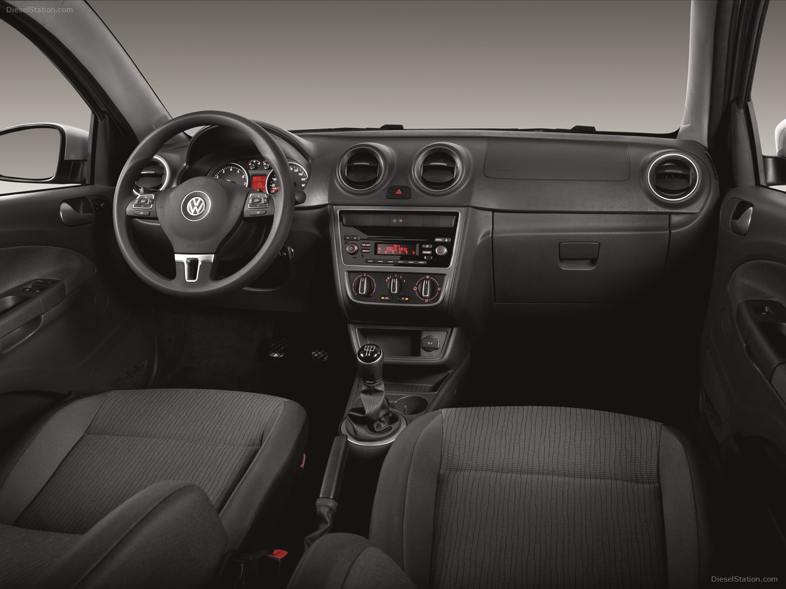 Volkswagen Gol-2 Door 2013