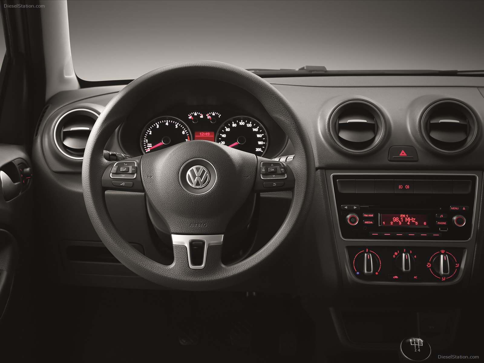Volkswagen Gol-2 Door 2013