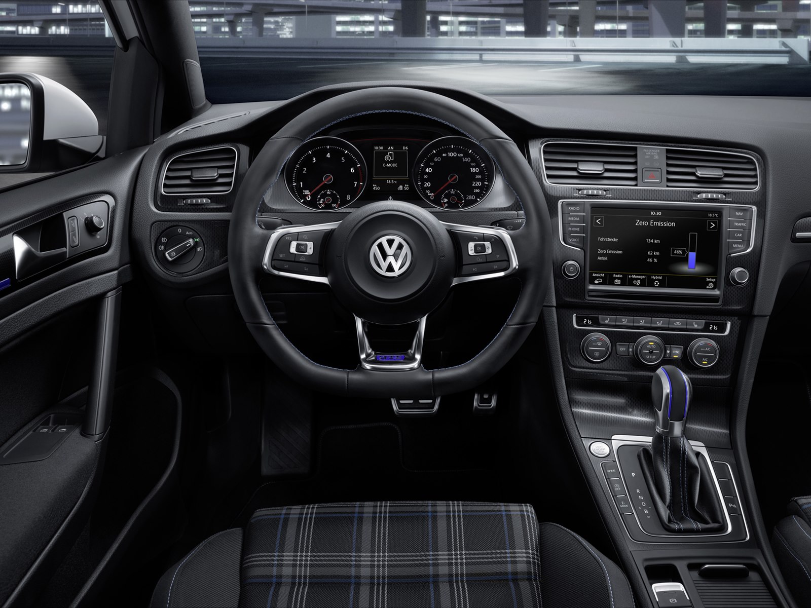 Volkswagen Golf GTE 2015