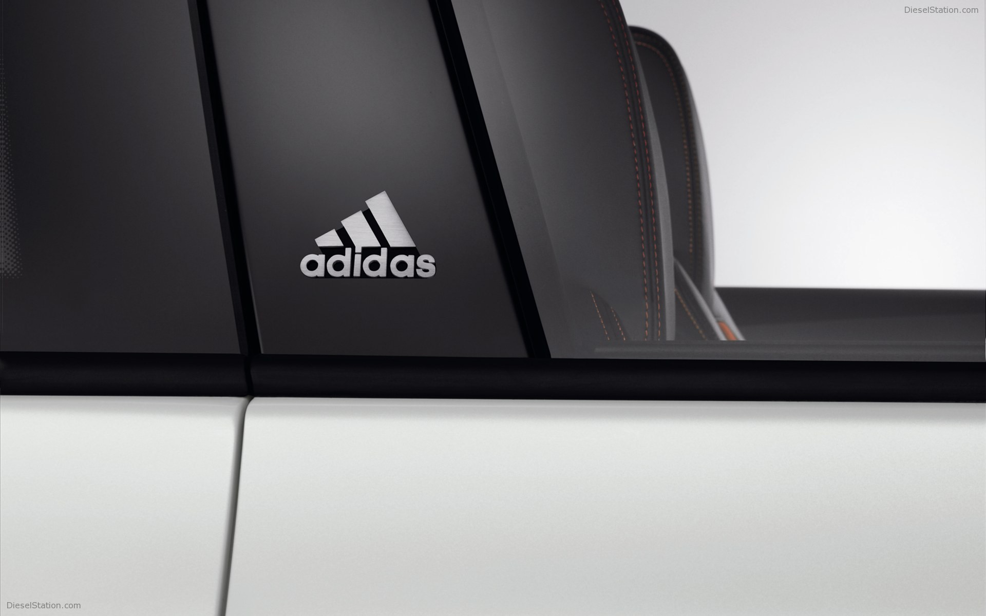 Volkswagen Golf GTI Adidas