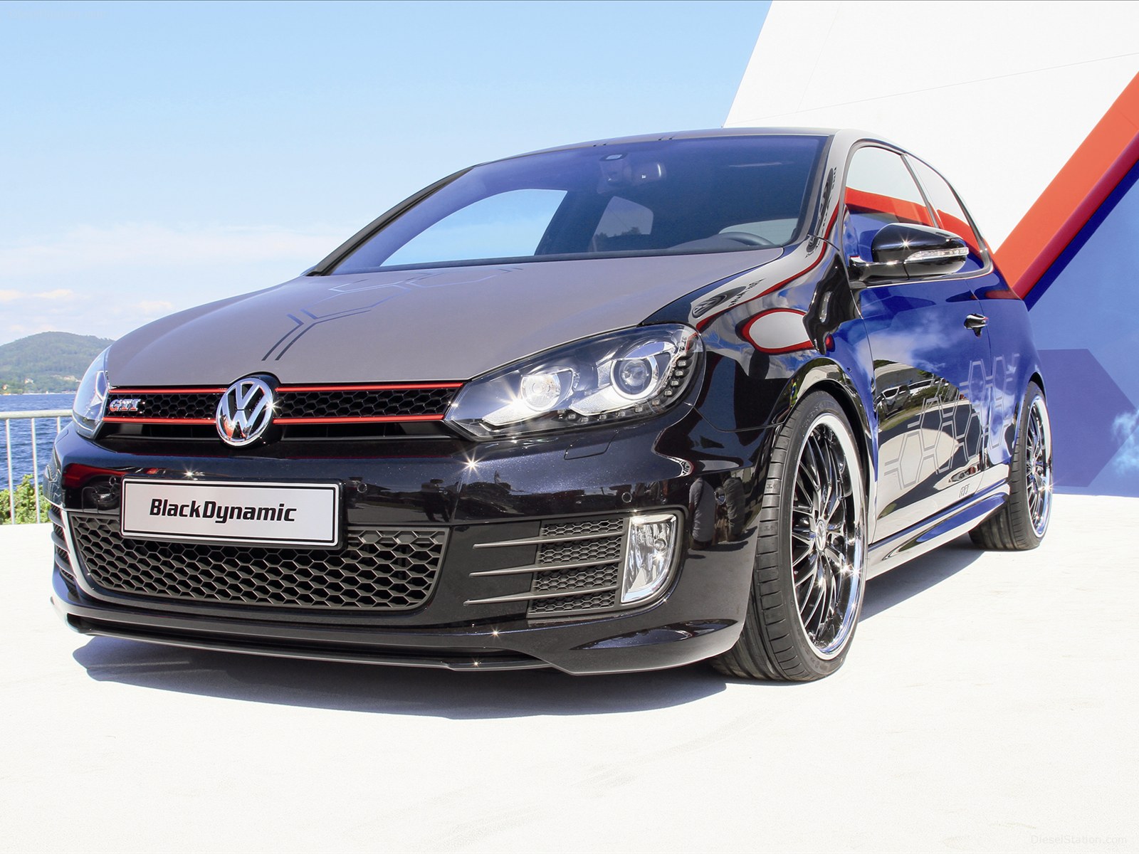 Volkswagen Golf GTI Black Dynamic 2012