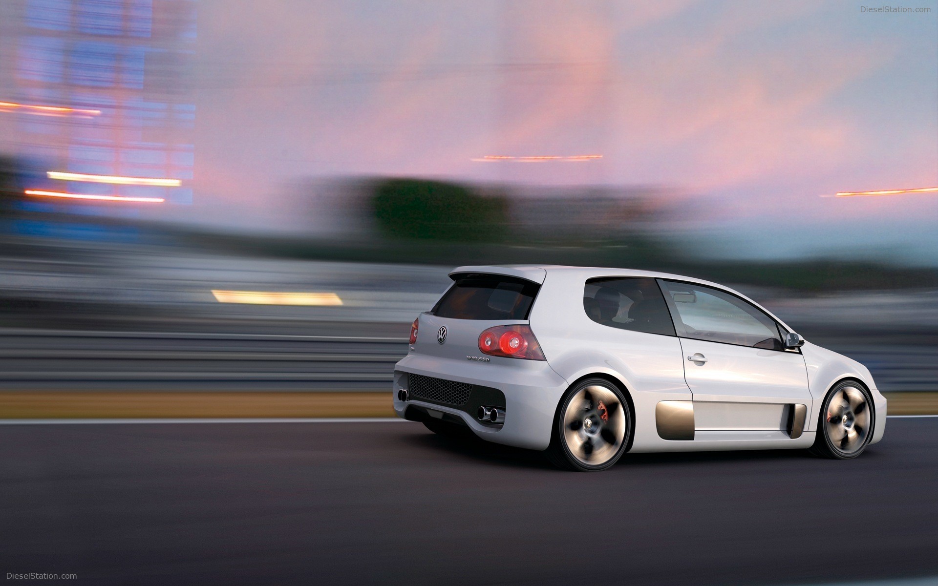 Volkswagen Golf GTI W12 650