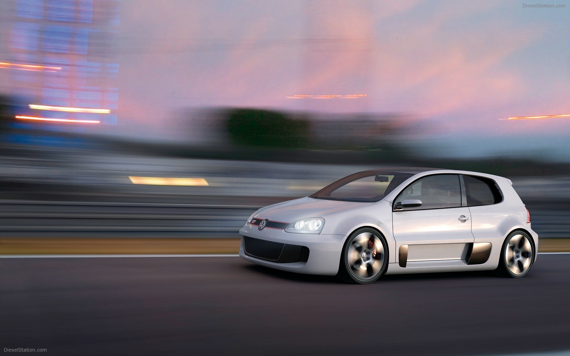 Volkswagen Golf GTI W12 650