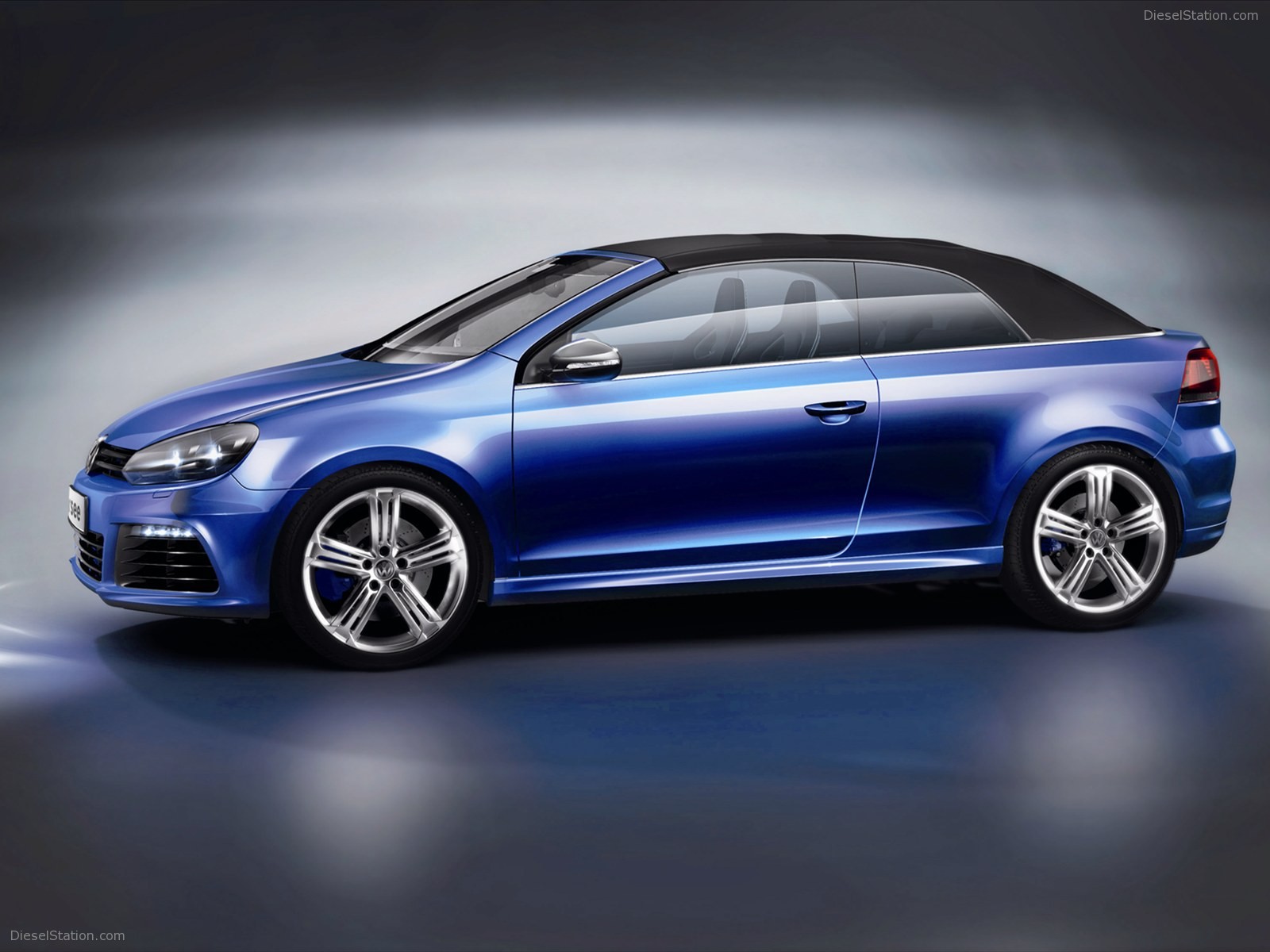 Volkswagen Golf R Cabriolet Concept 2011 Volkswagen Golf R Cabriolet Concept 2011