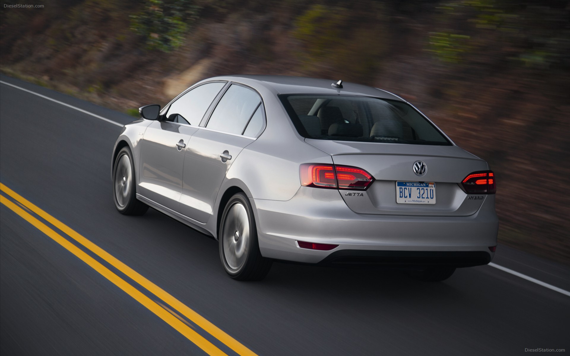 Volkswagen Jetta Hybrid 2013