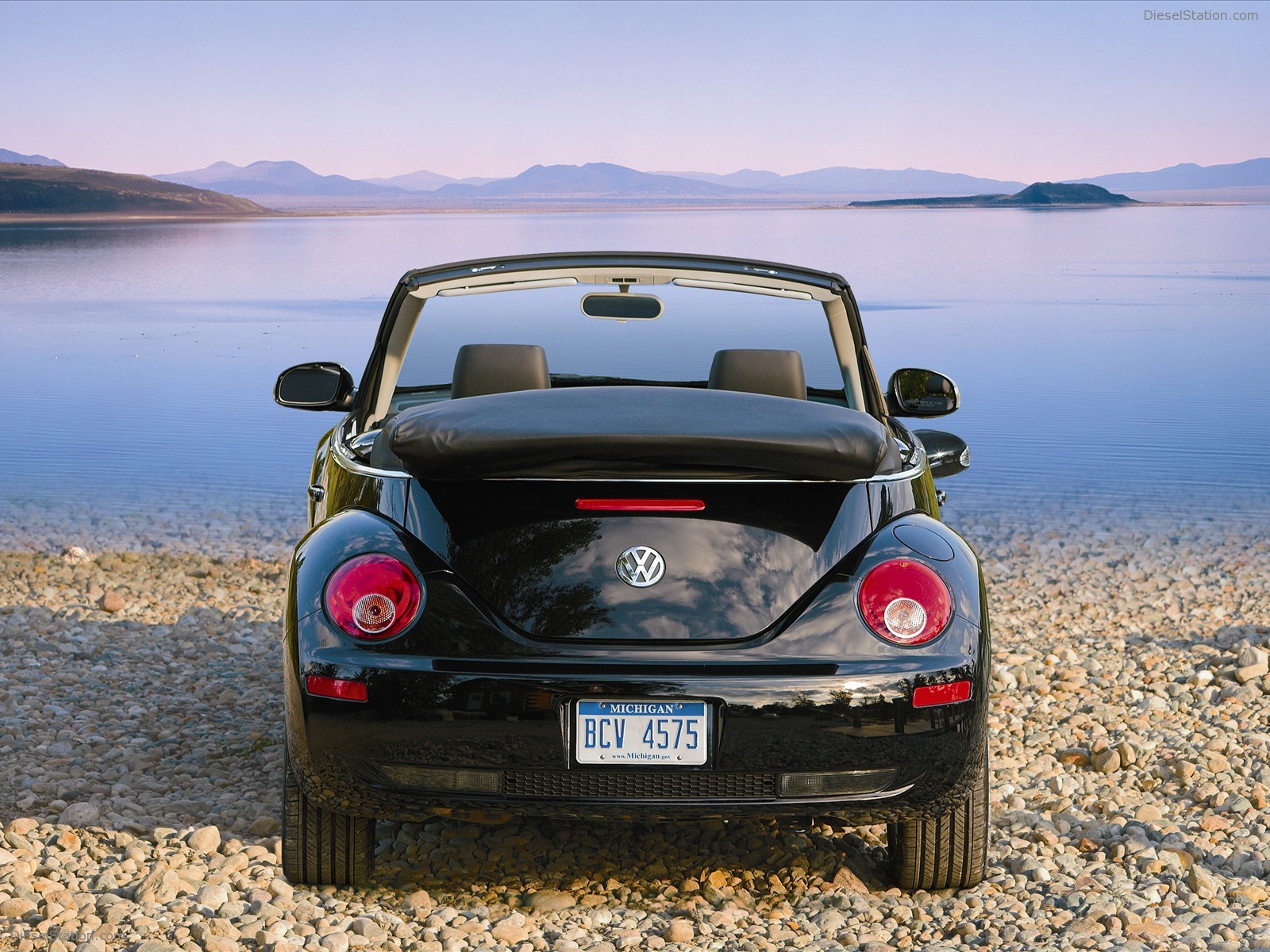 2009 VW NEW BEETLE CONVERTIBLE