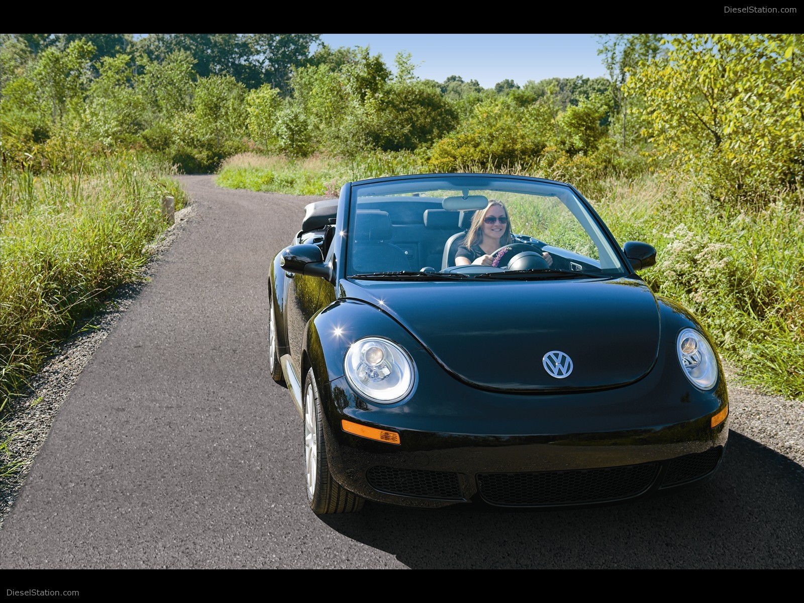 2009 VW NEW BEETLE CONVERTIBLE