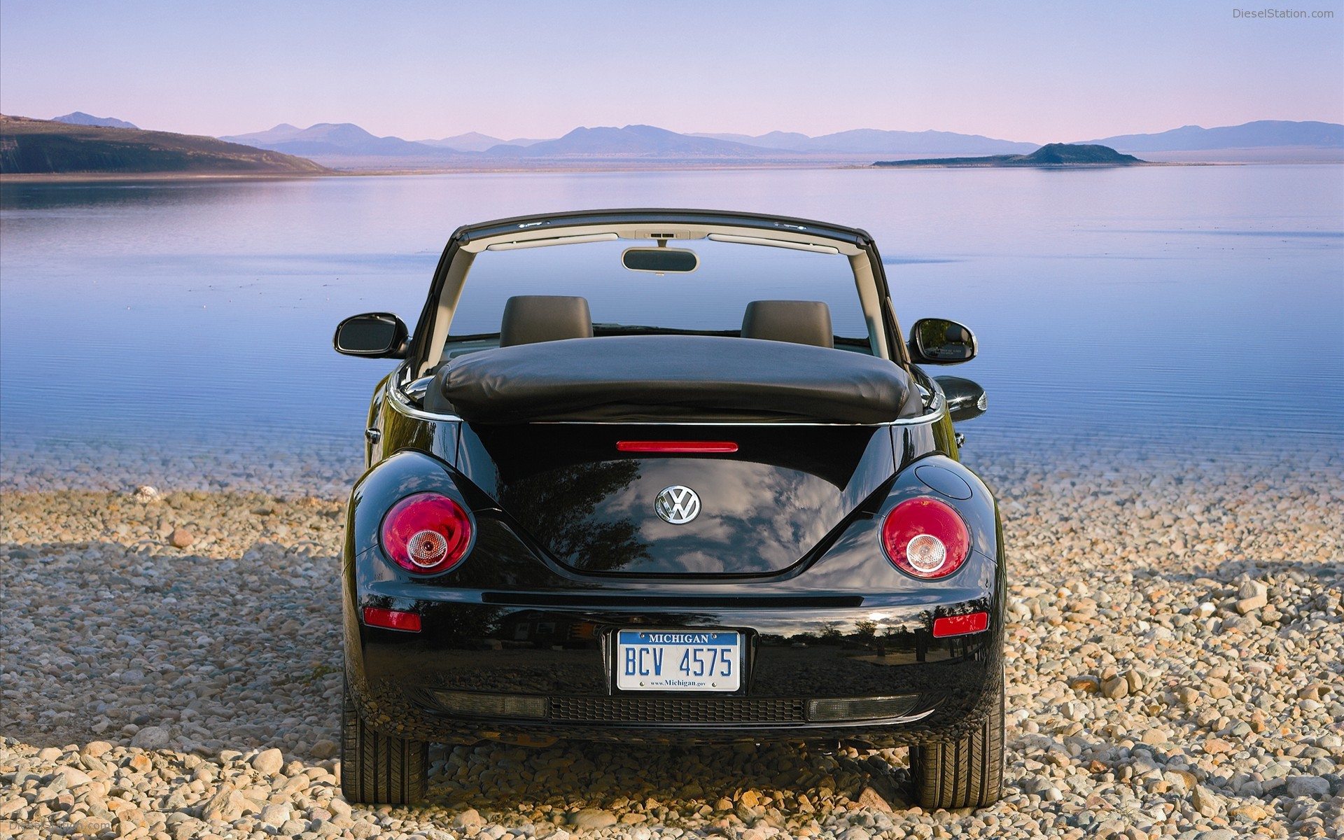 2009 VW NEW BEETLE CONVERTIBLE
