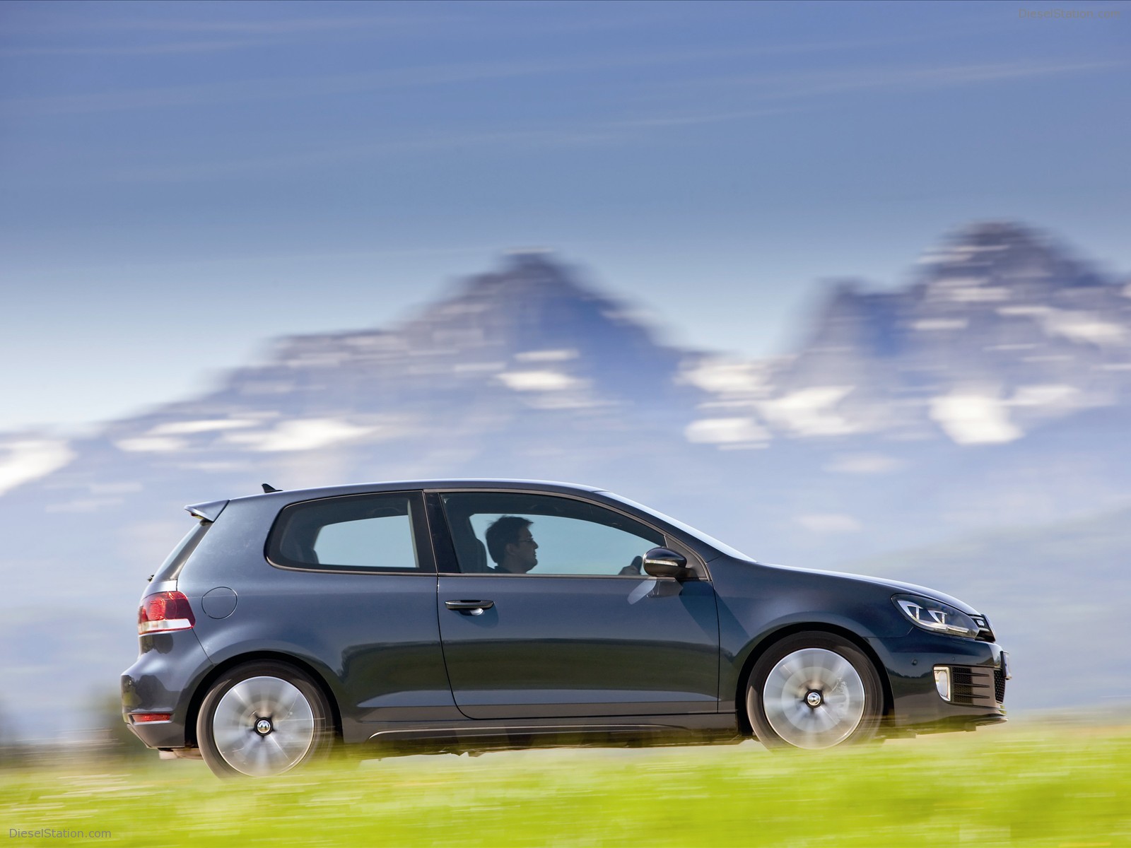 Volkswagen New Golf GTD