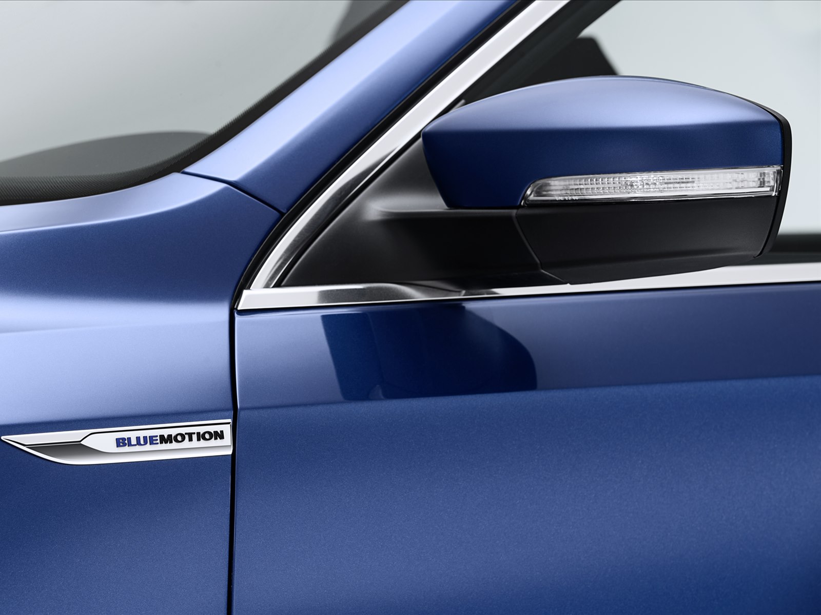 Volkswagen Passat BlueMotion Concept 2014 Volkswagen Passat BlueMotion Concept 2014