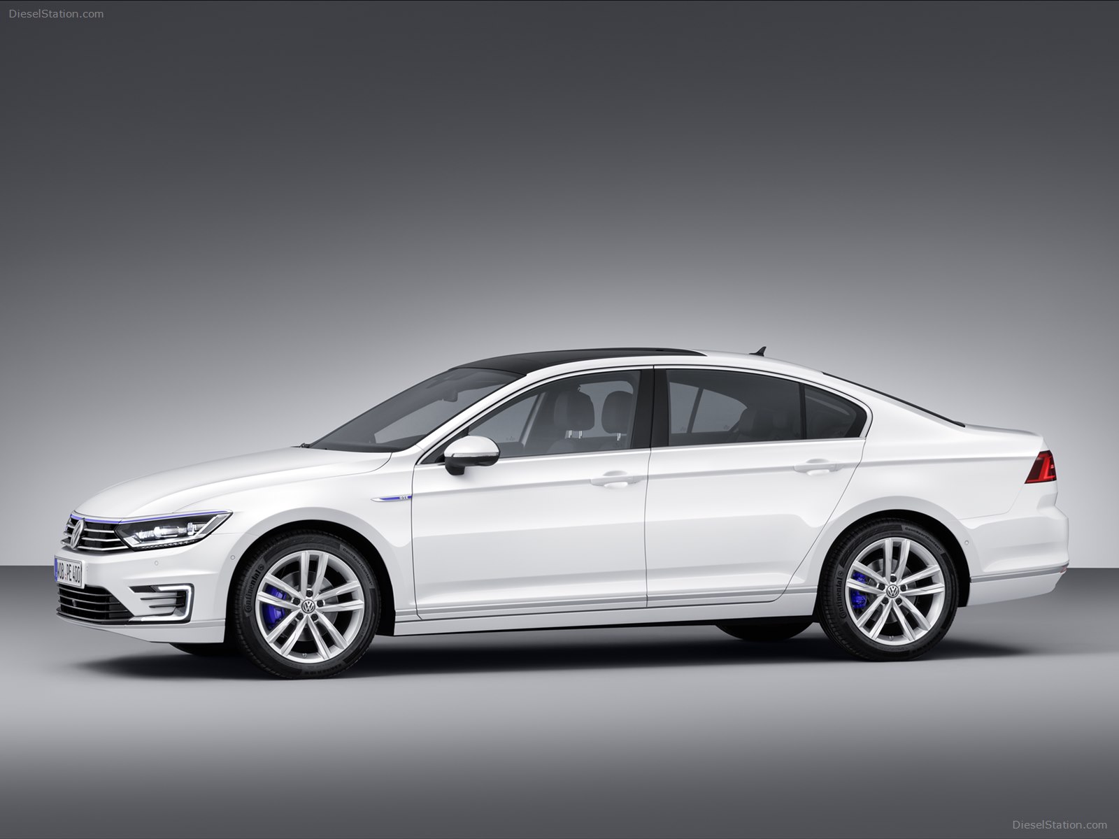 Volkswagen Passat GTE 2015