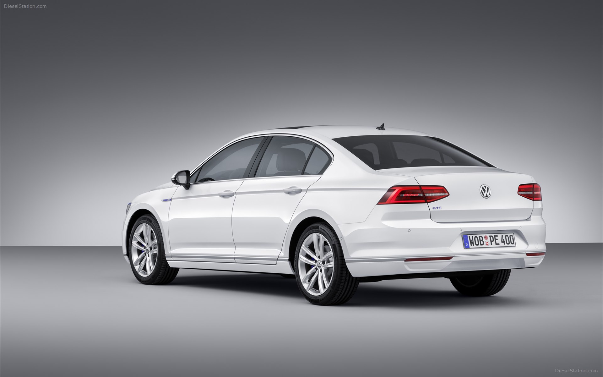 Volkswagen Passat GTE 2015