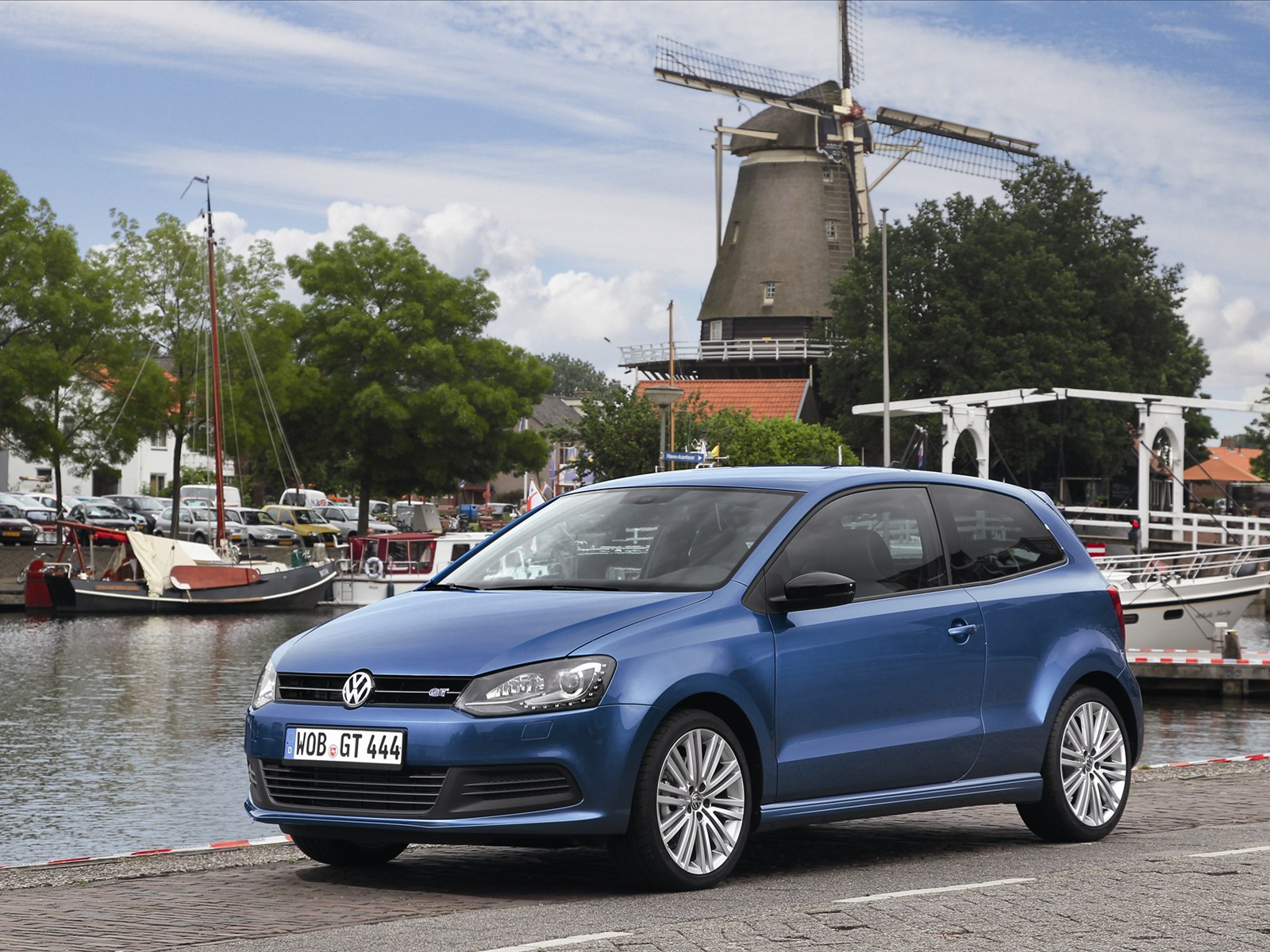 Volkswagen Polo Blue GT 2013