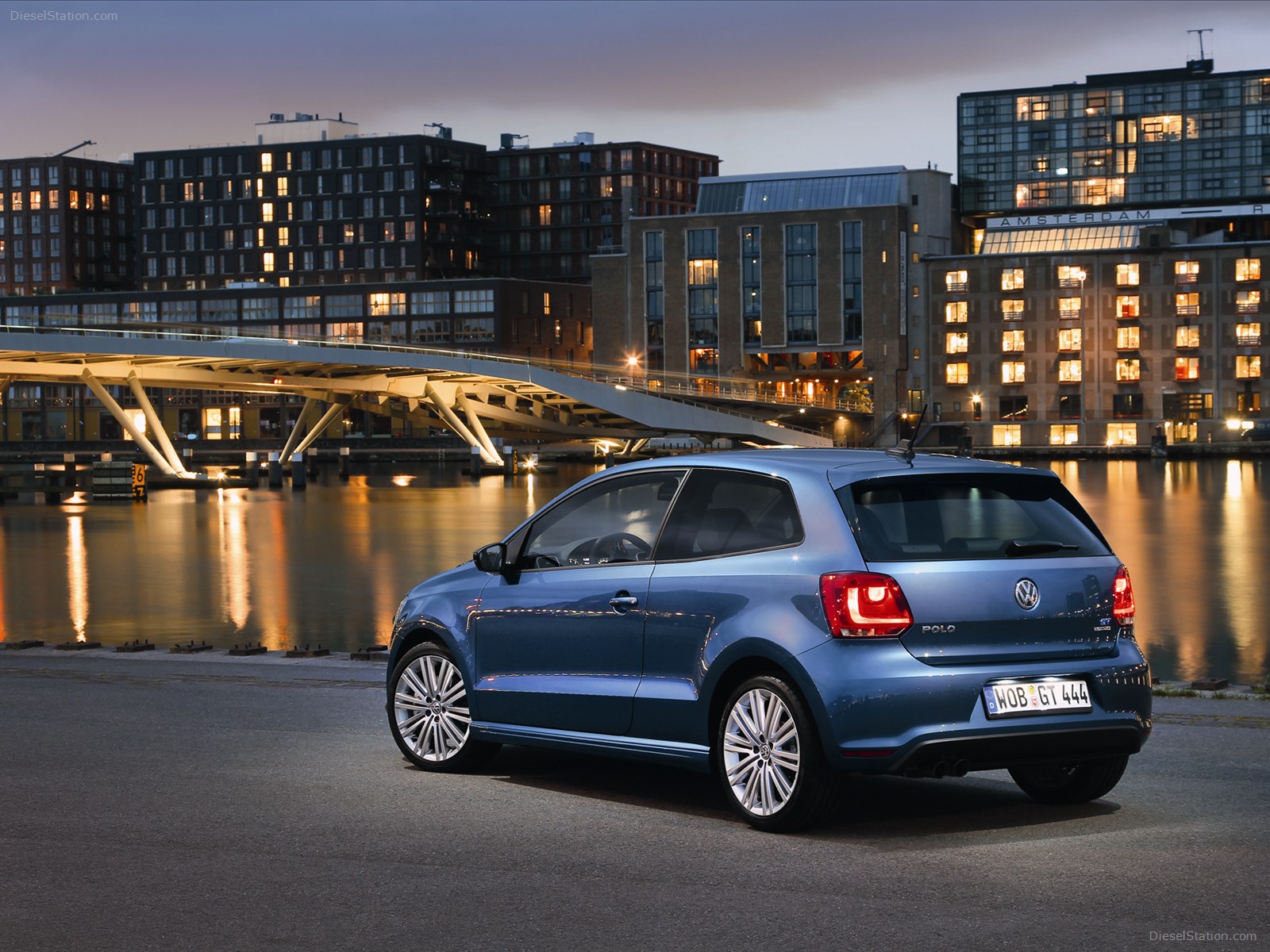Volkswagen Polo Blue GT 2013