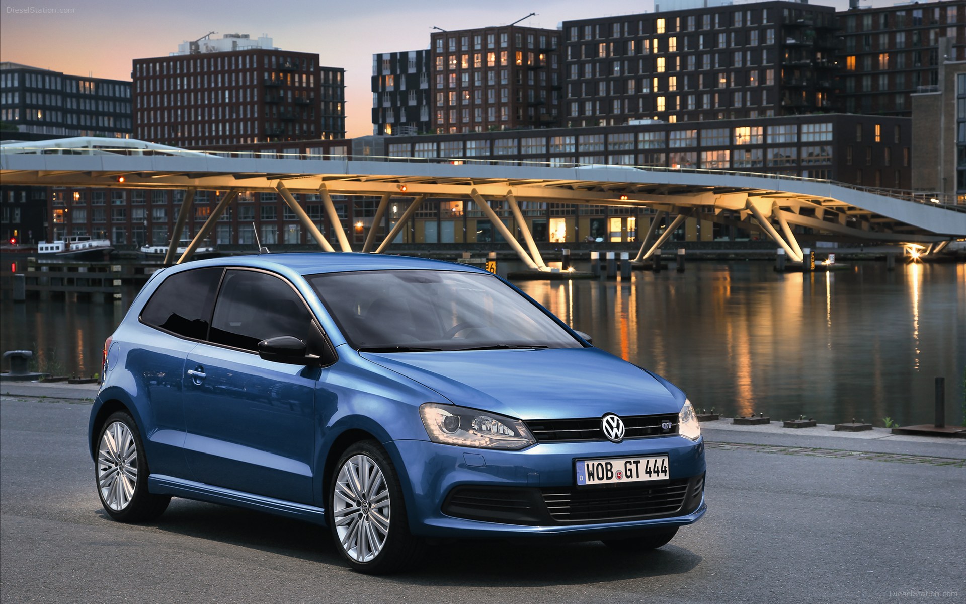 Volkswagen Polo Blue GT 2013