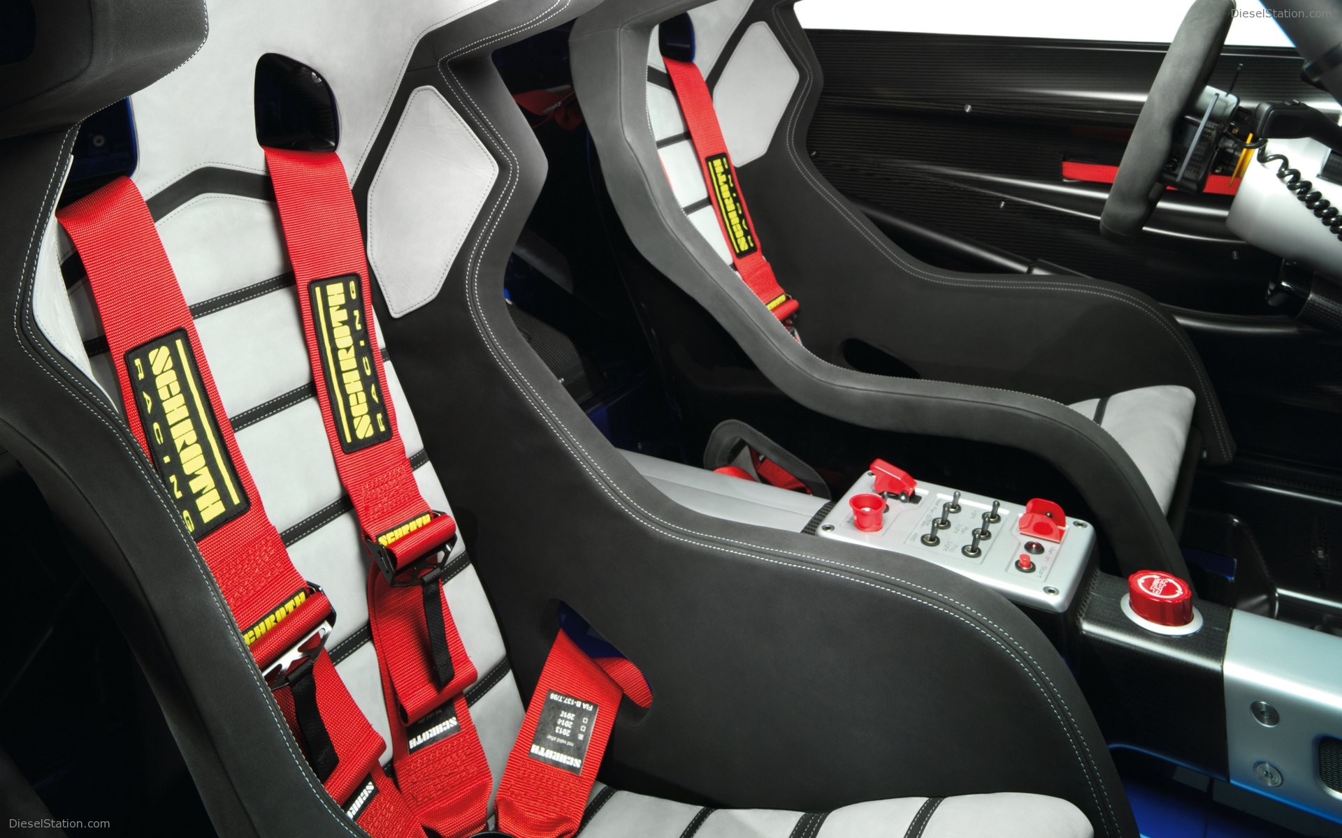 Volkswagen Scirocco GT24 Pictures