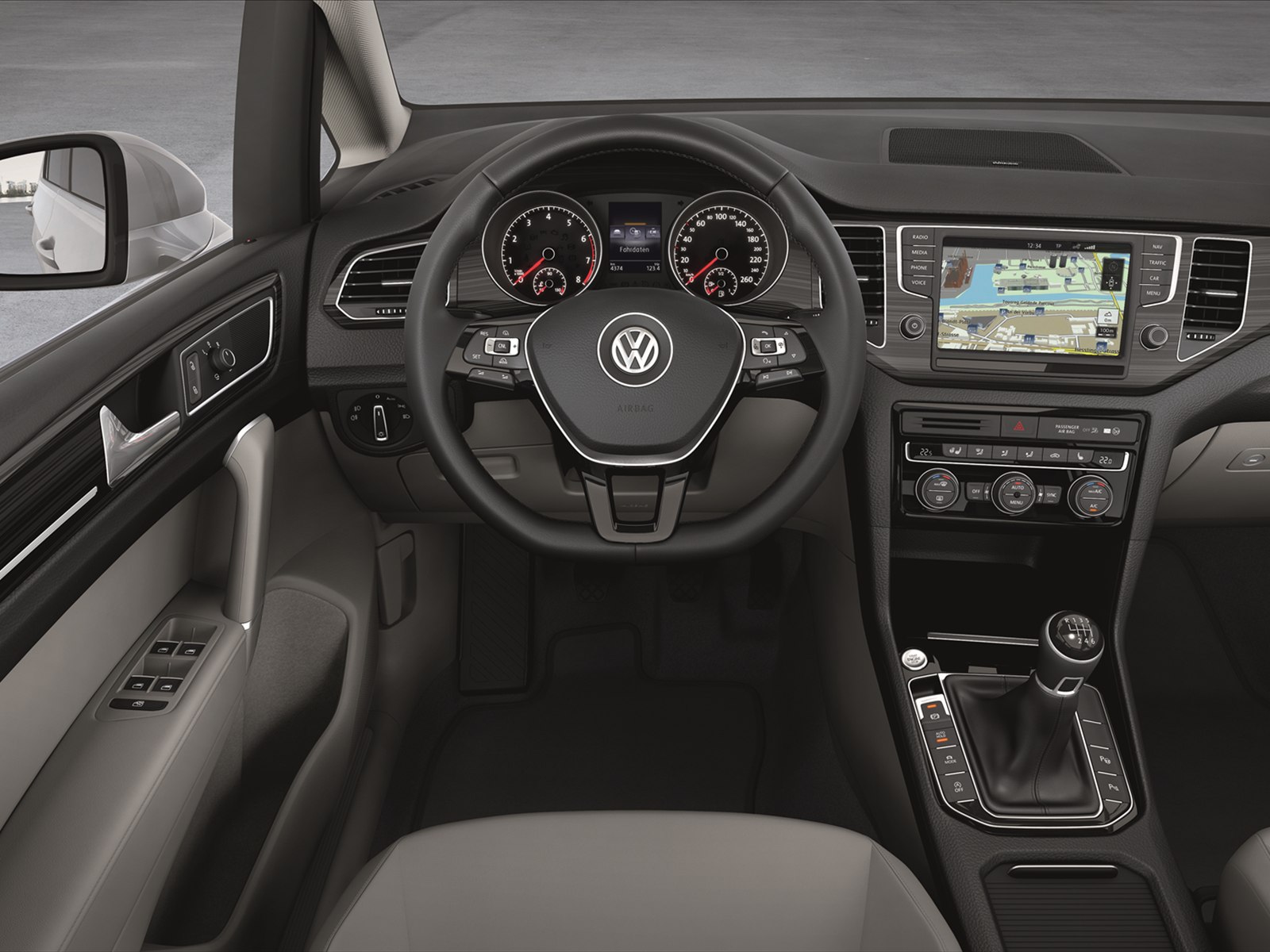 Volkswagen Golf Sportsvan Concept 2013