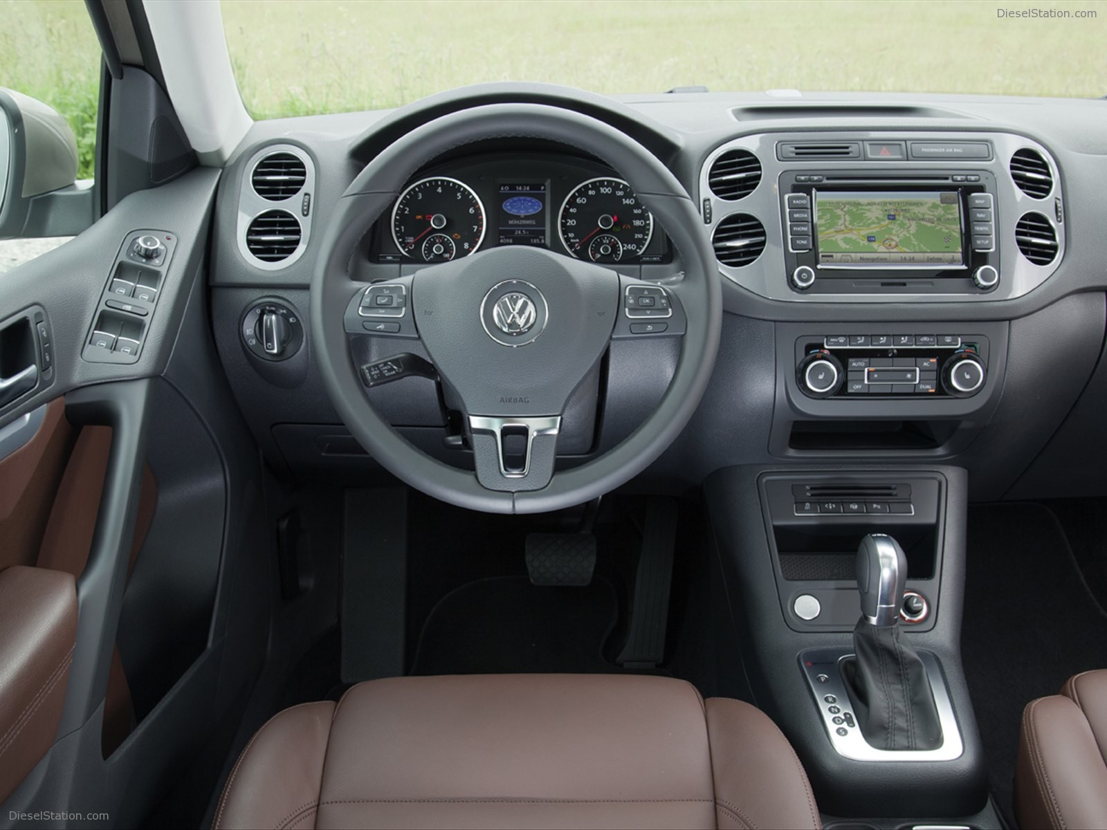 Volkswagen Touareg 2012