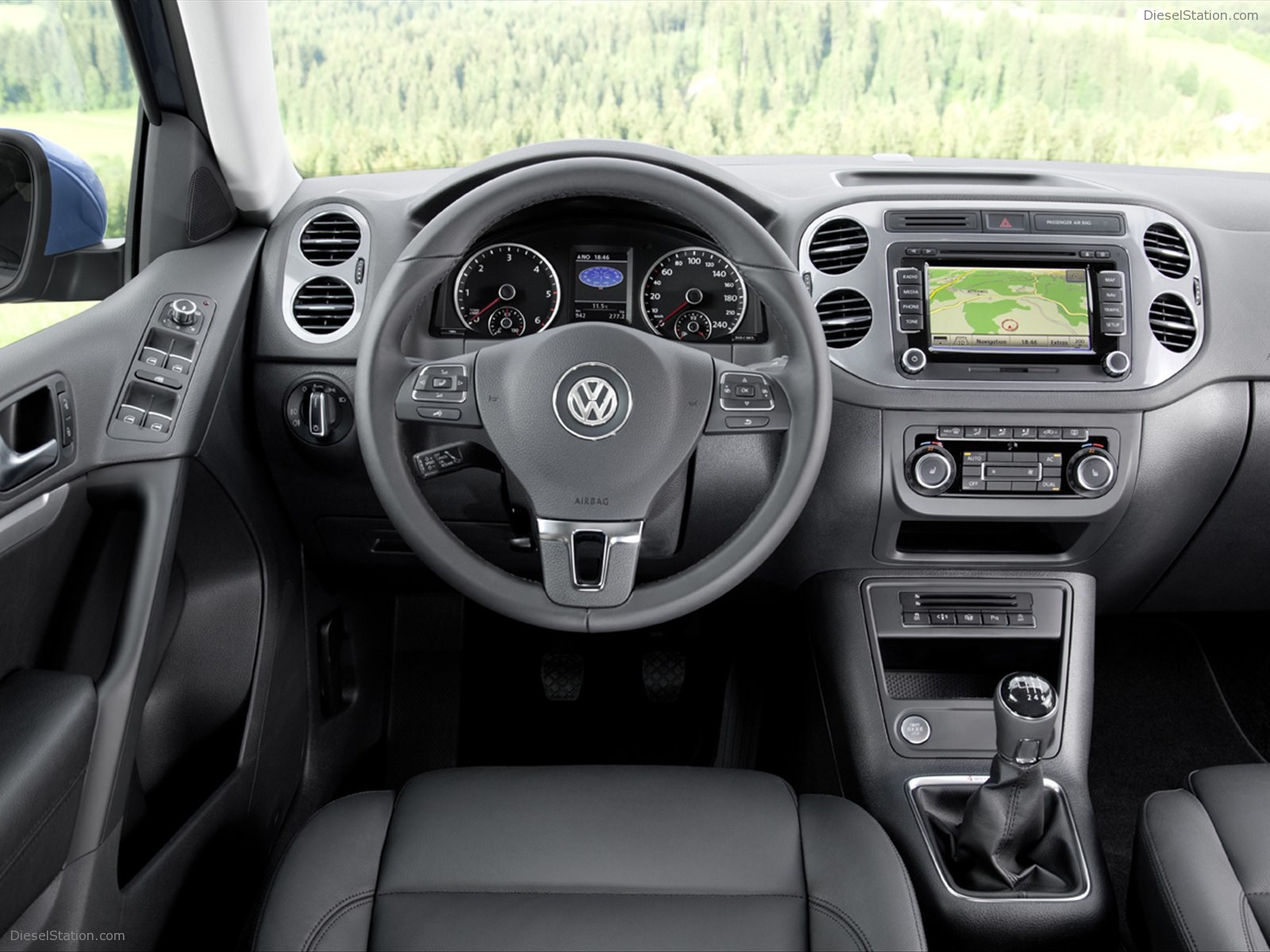 Volkswagen Touareg 2012