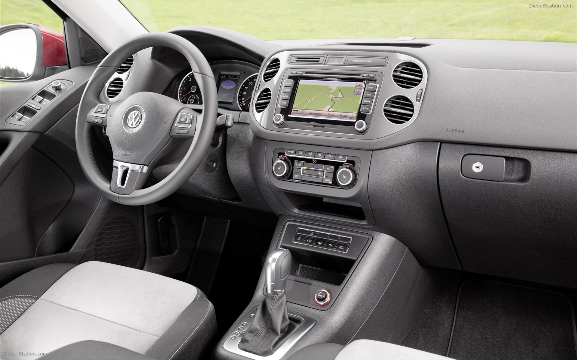 Volkswagen Touareg 2012
