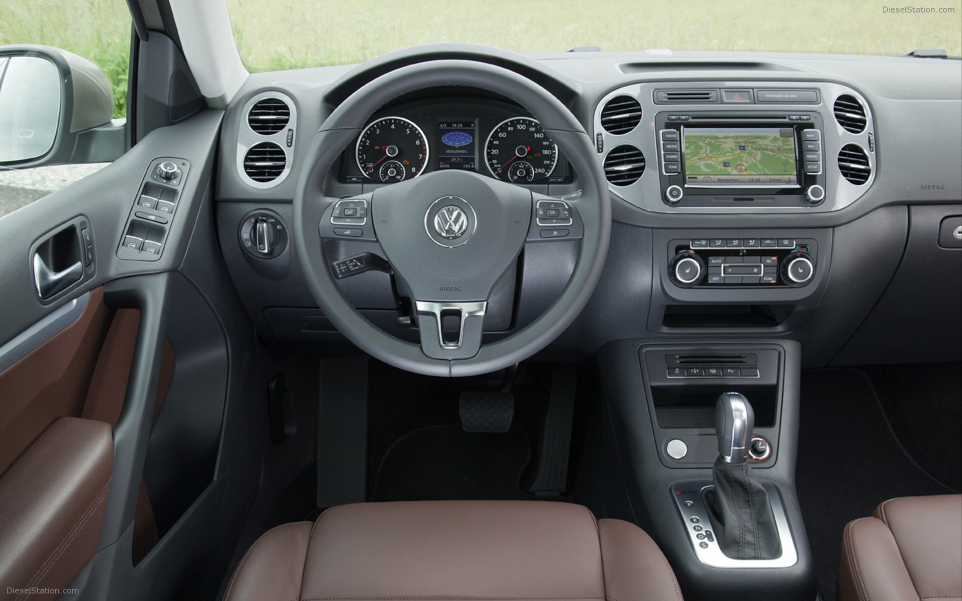 Volkswagen Touareg 2012