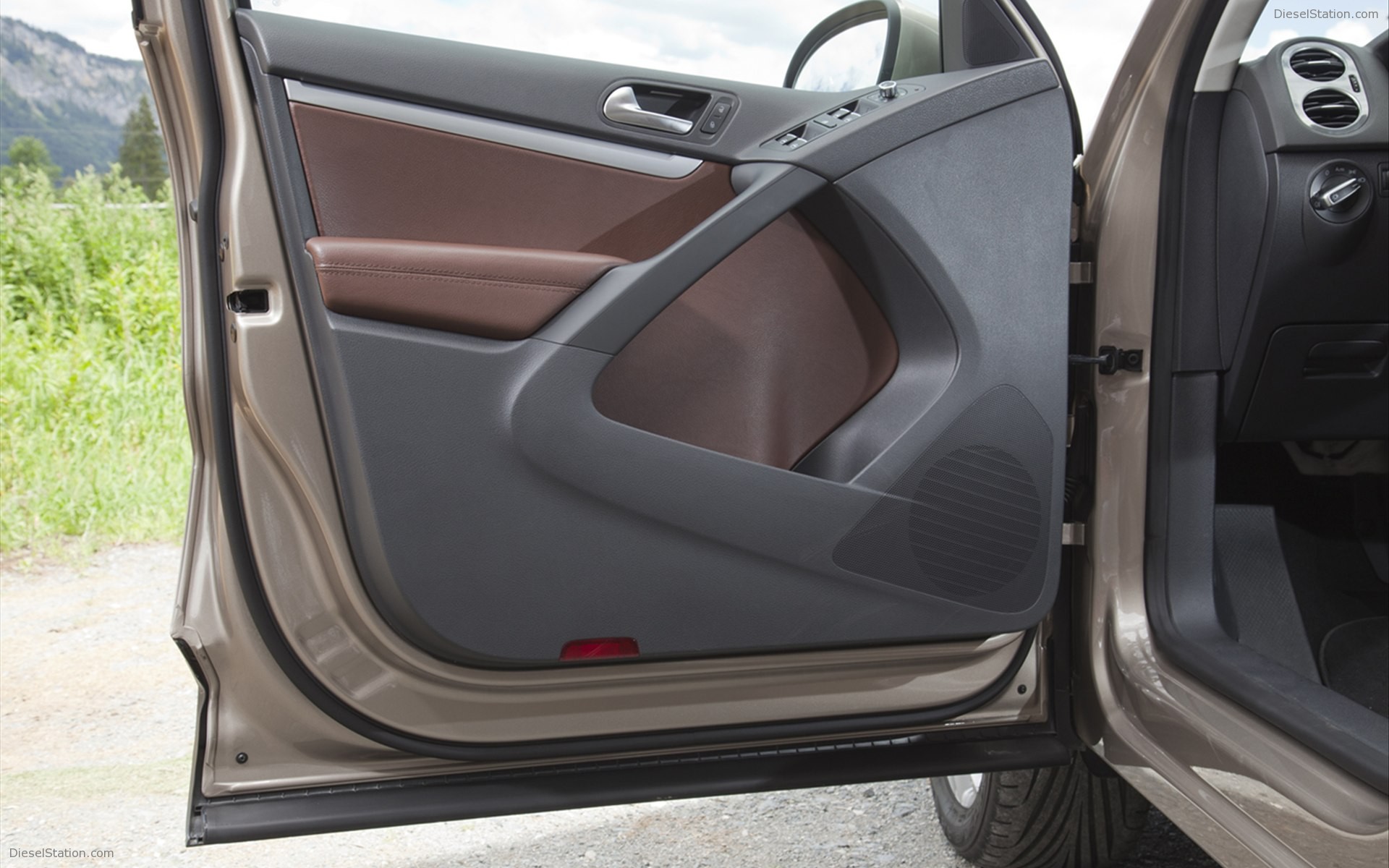 Volkswagen Touareg 2012