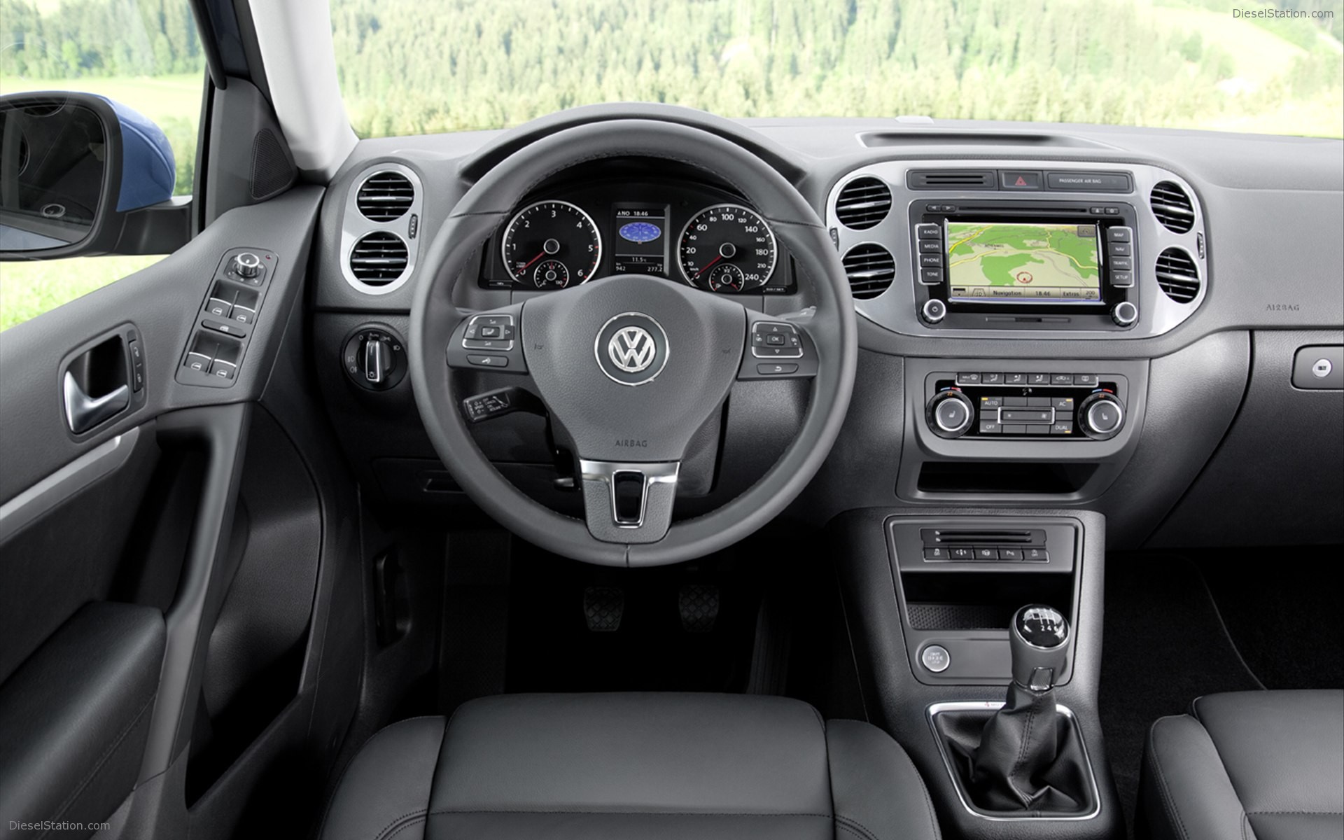Volkswagen Touareg 2012