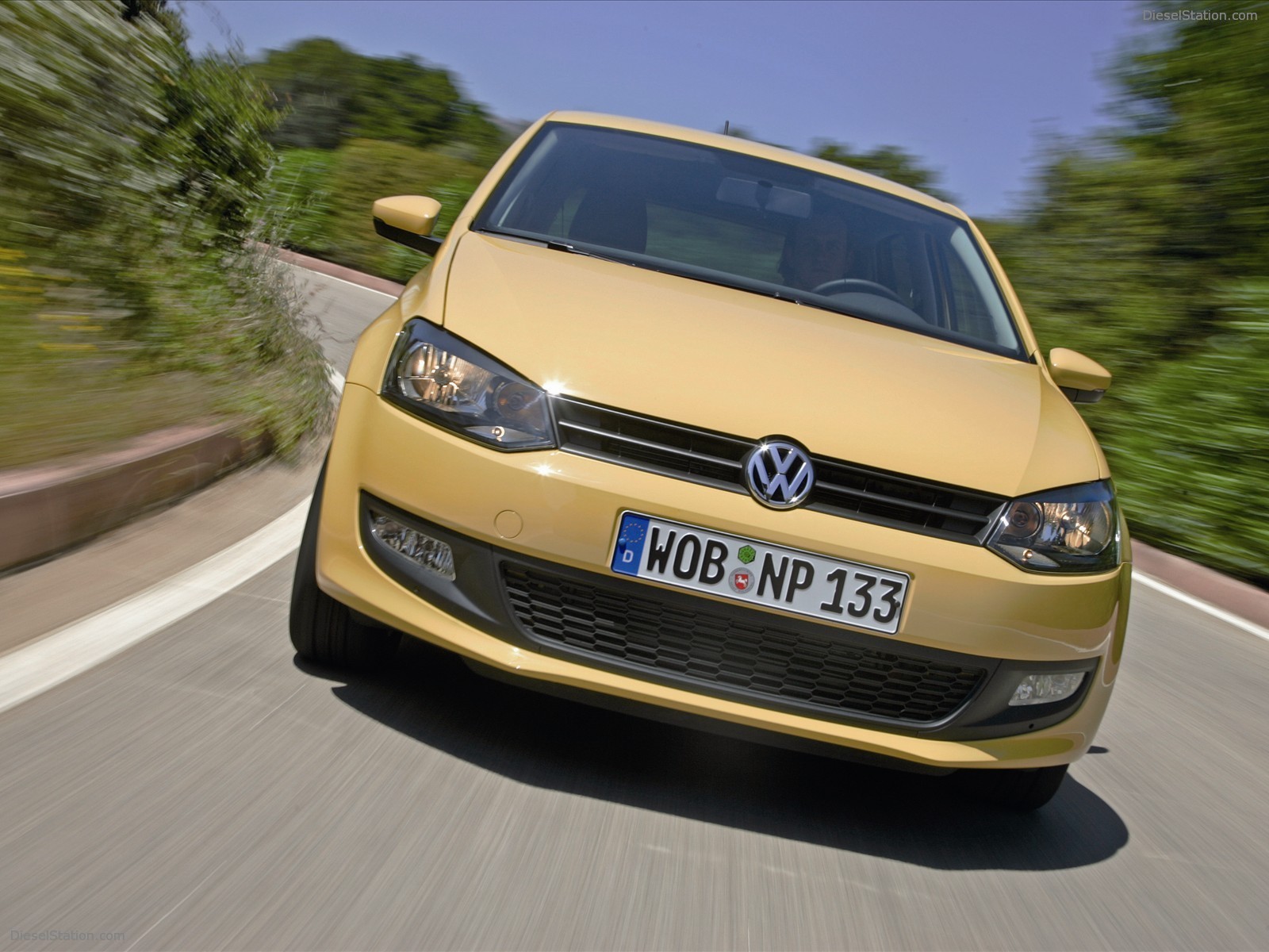 Volkswagen - The New Polo