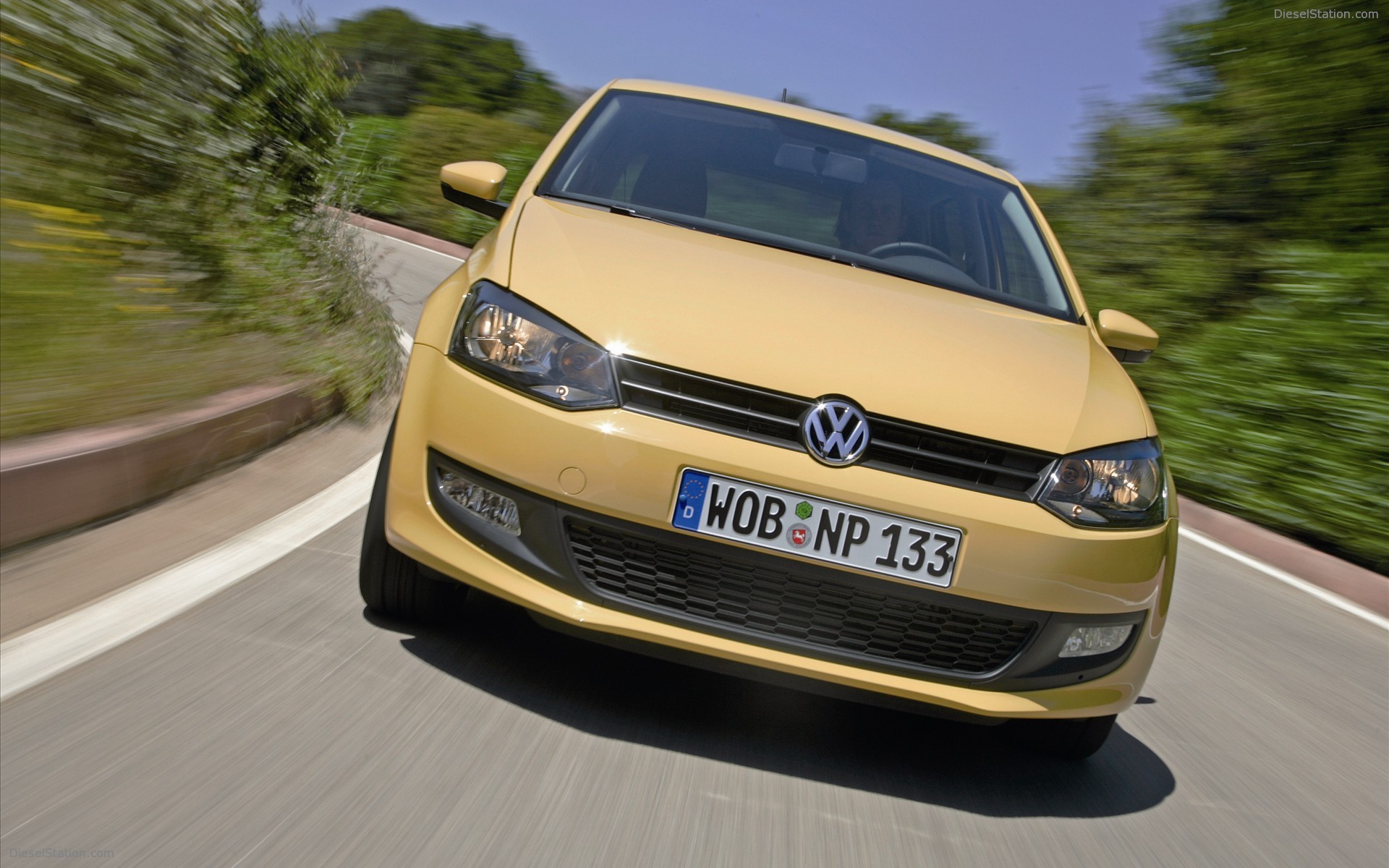 Volkswagen - The New Polo