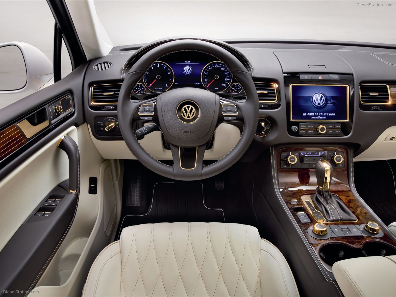 Volkswagen Touareg Gold Edition 2011