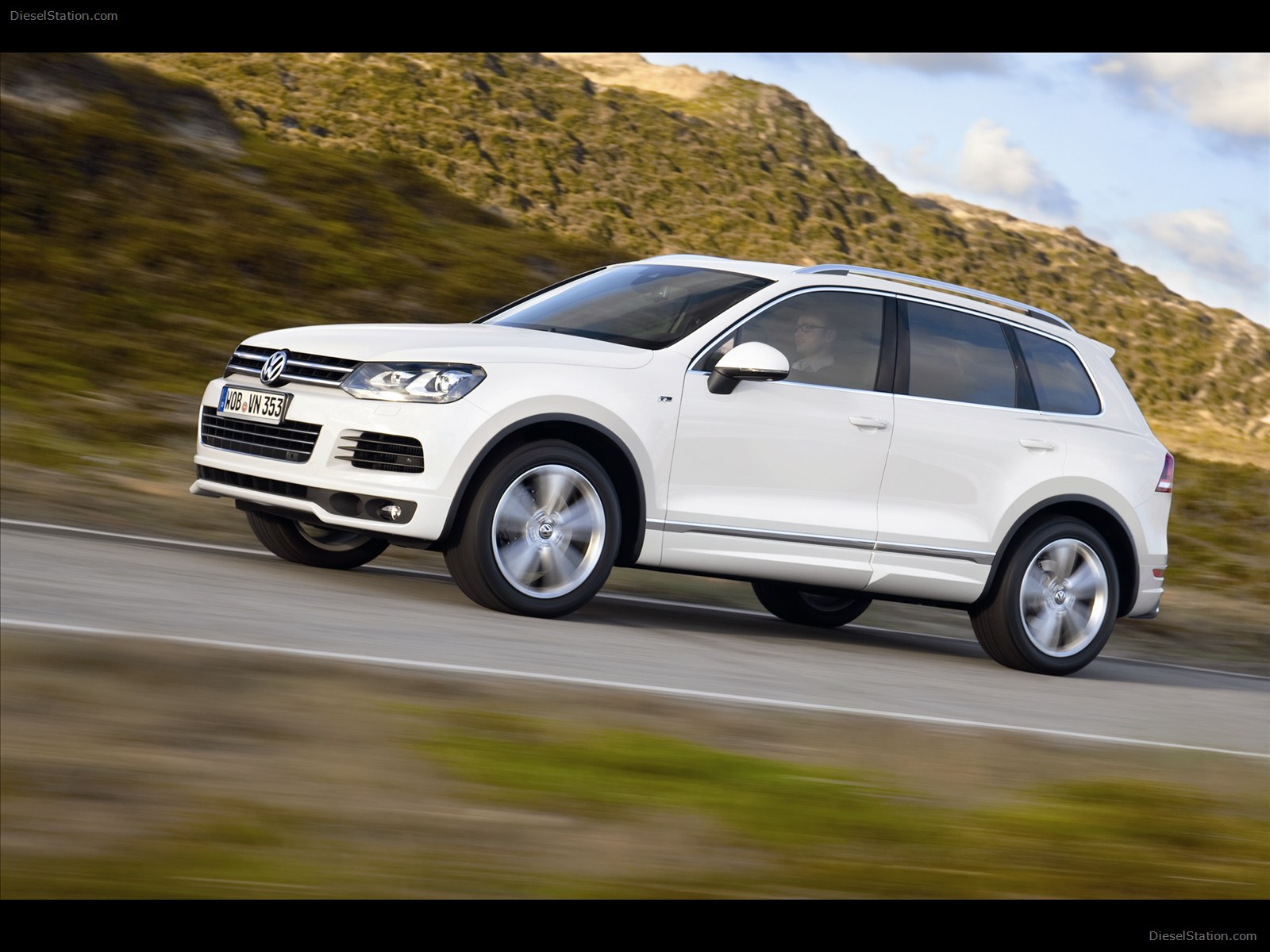 Volkswagen Touareg R-Line 2014