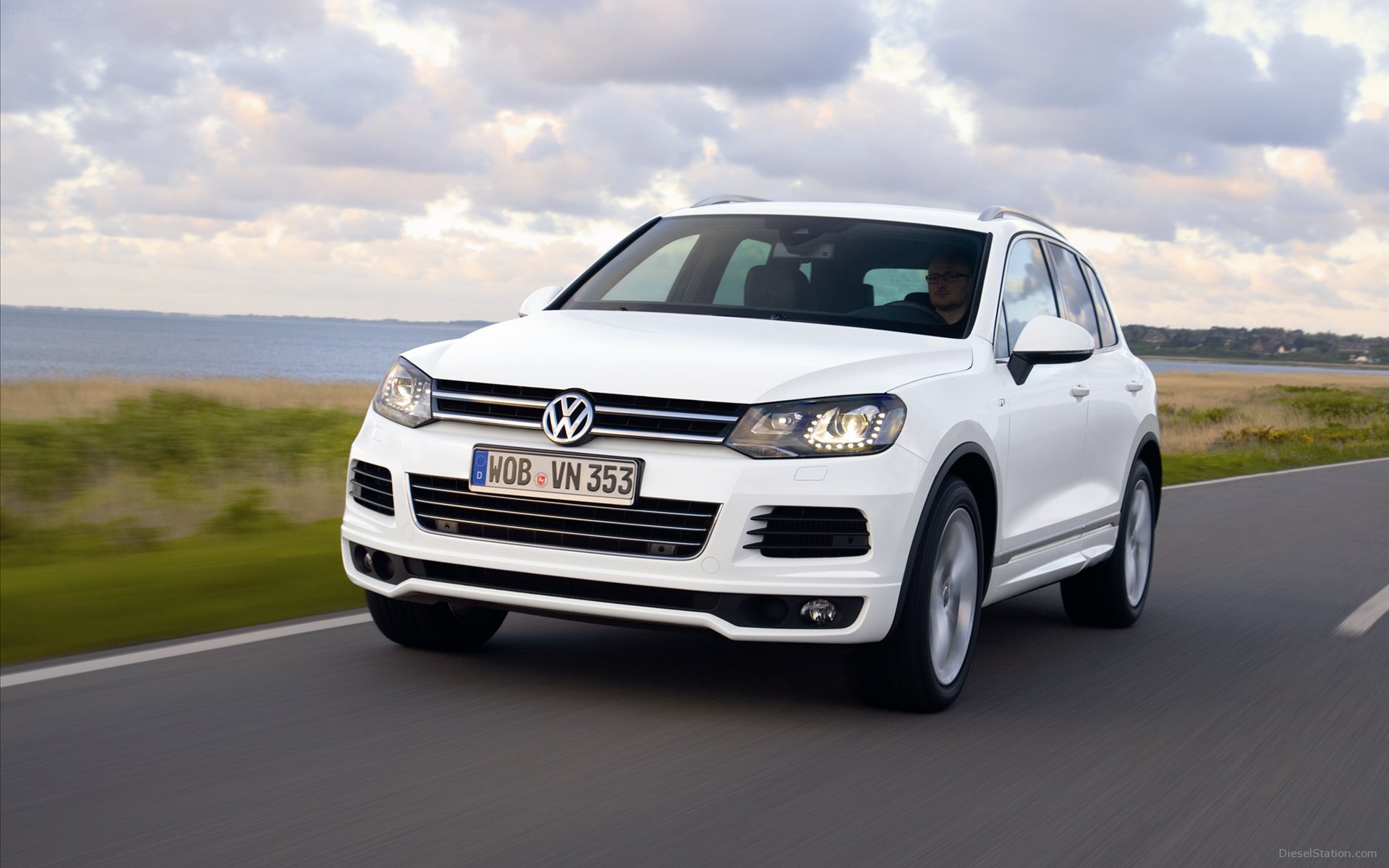 Volkswagen Touareg R-Line 2014