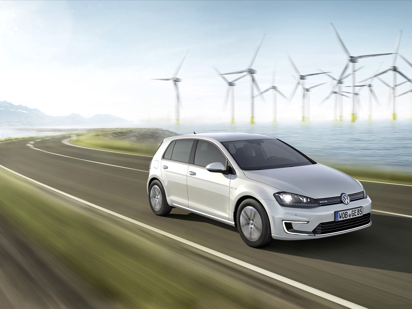 Volkswagen e-Golf 2015