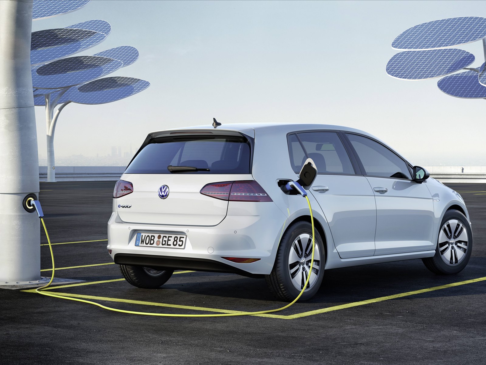 Volkswagen e-Golf 2015