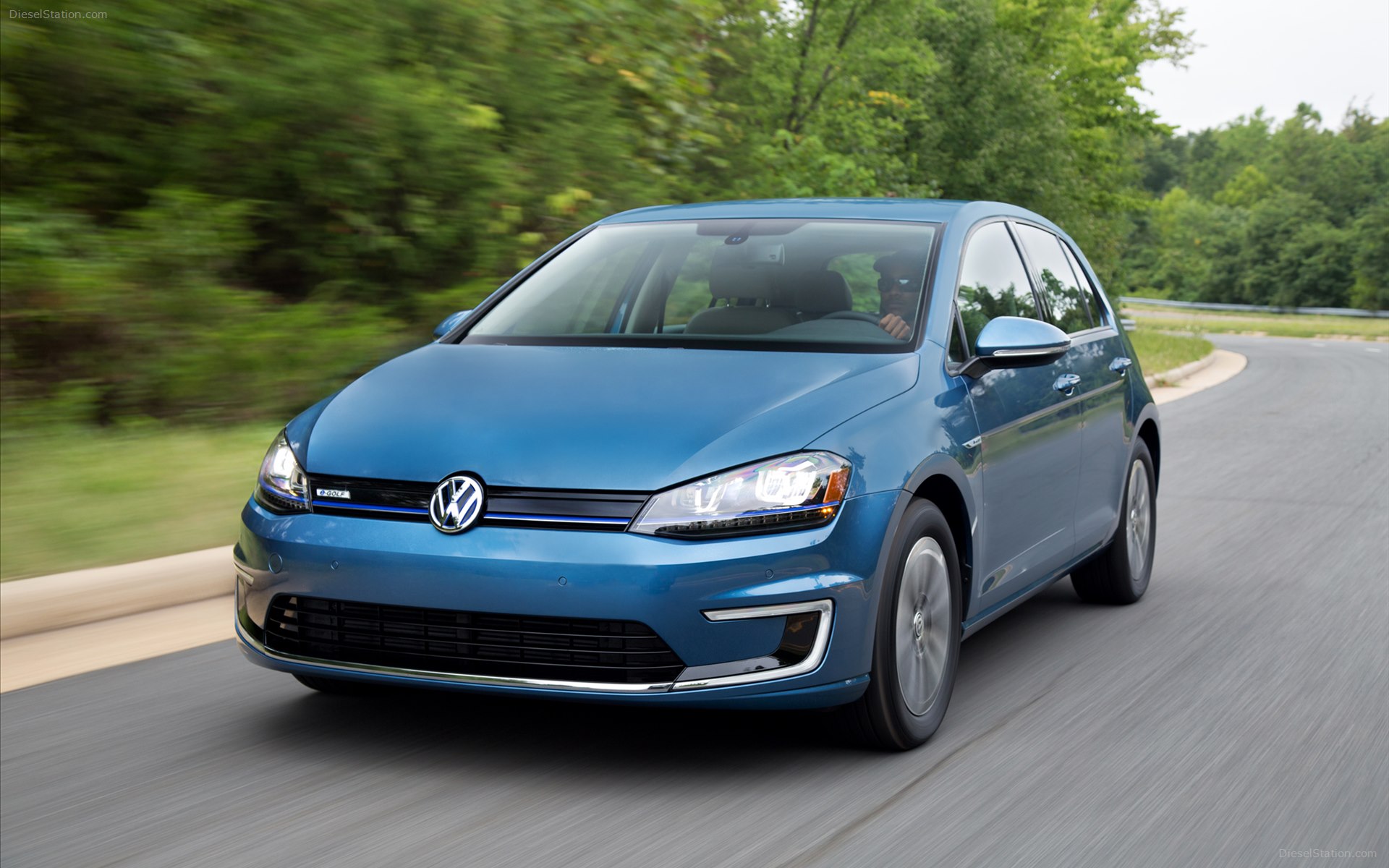 Volkswagen e-Golf 2015