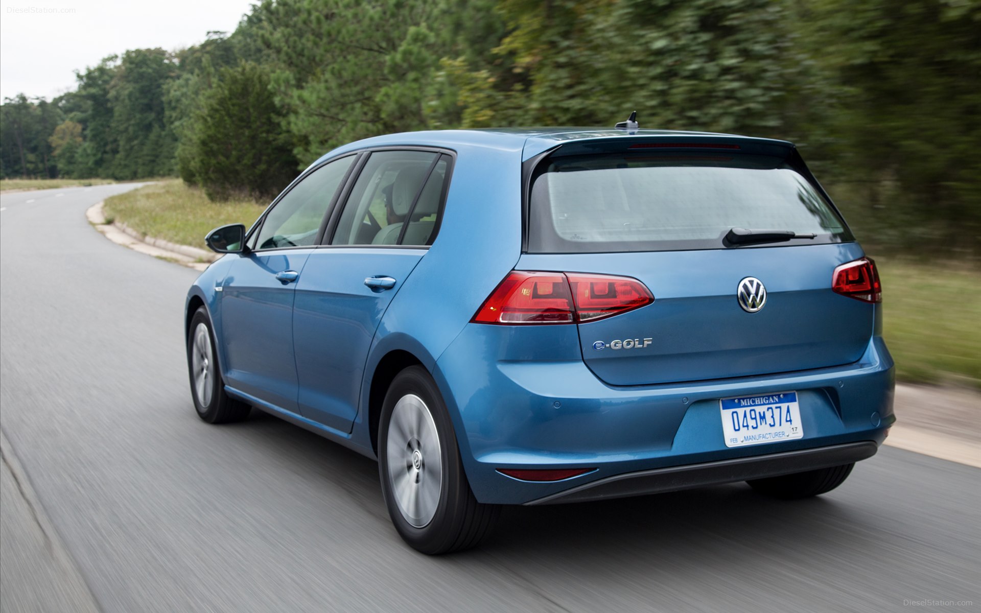 Volkswagen e-Golf 2015