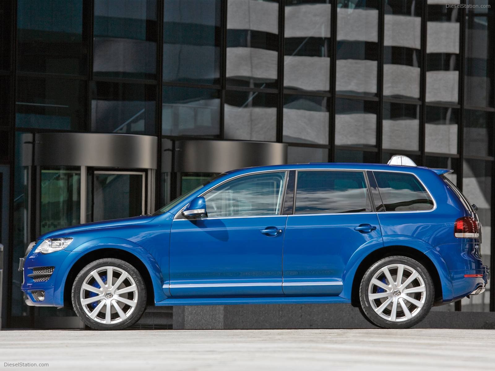 Volkswagen Touareg R50 Wallpapers