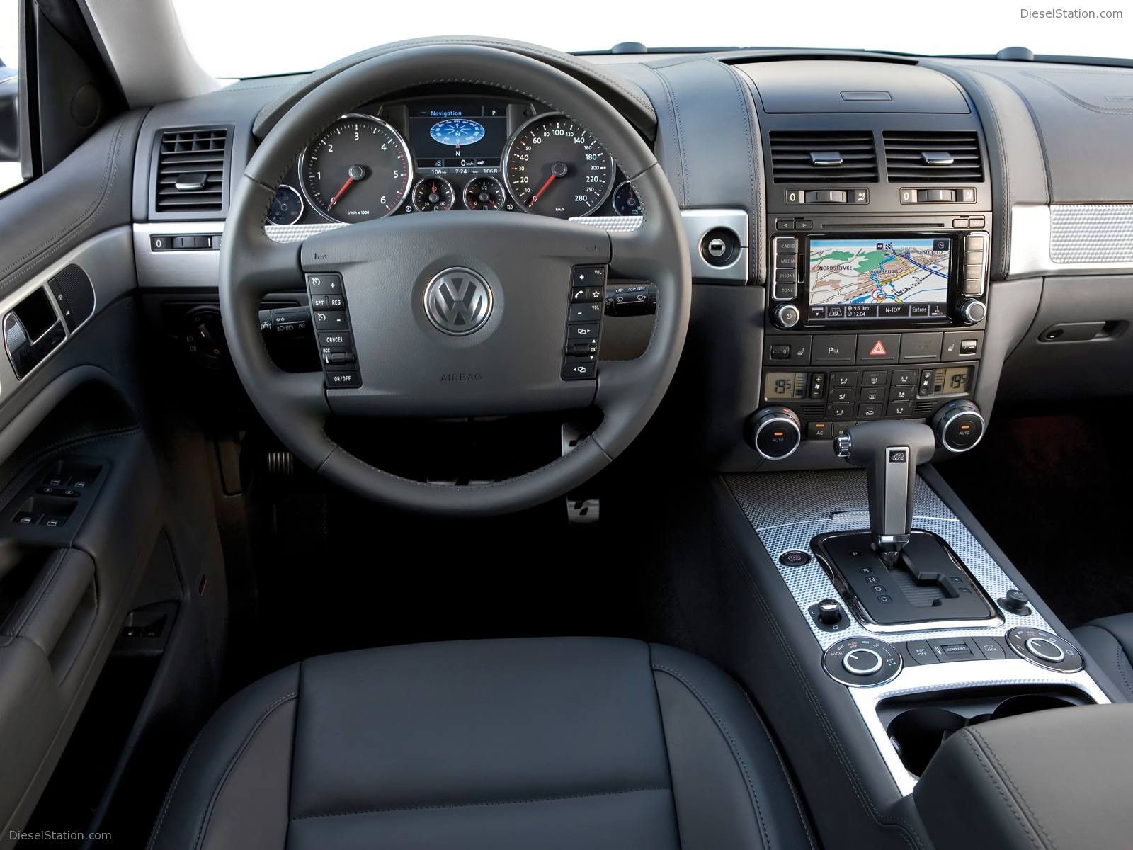 Volkswagen Touareg R50 Wallpapers