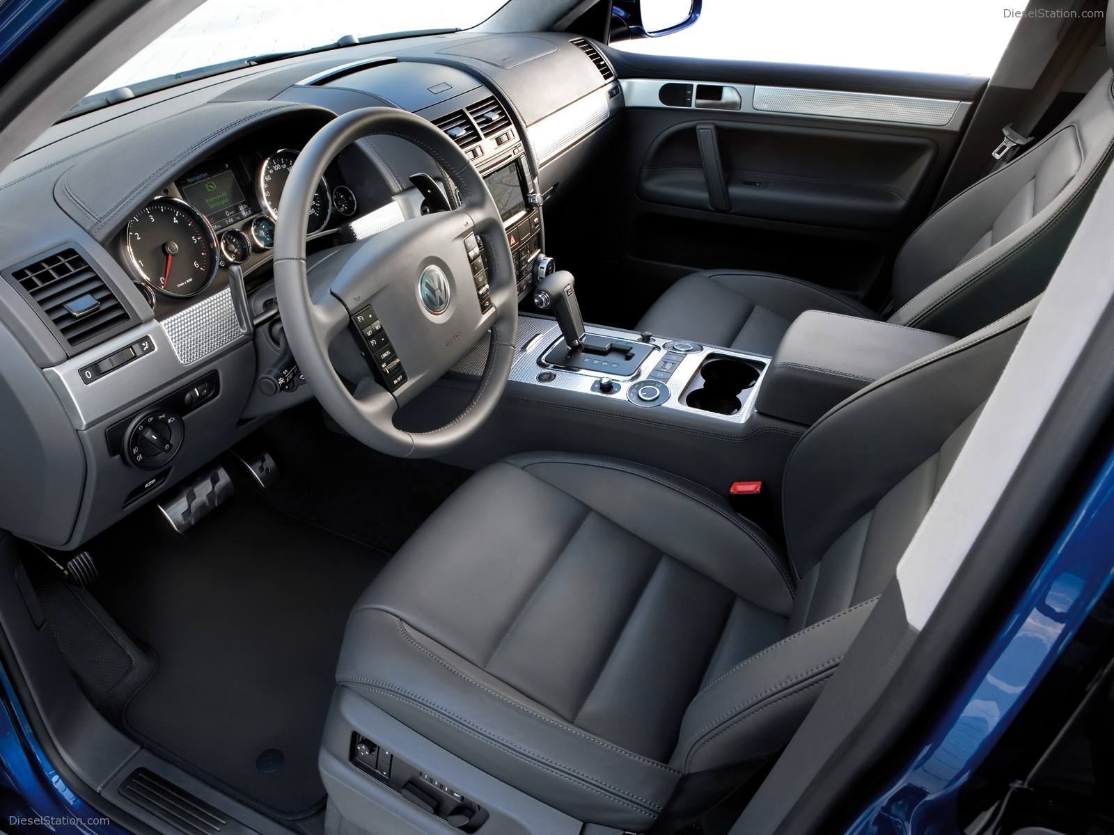 Volkswagen Touareg R50 Wallpapers