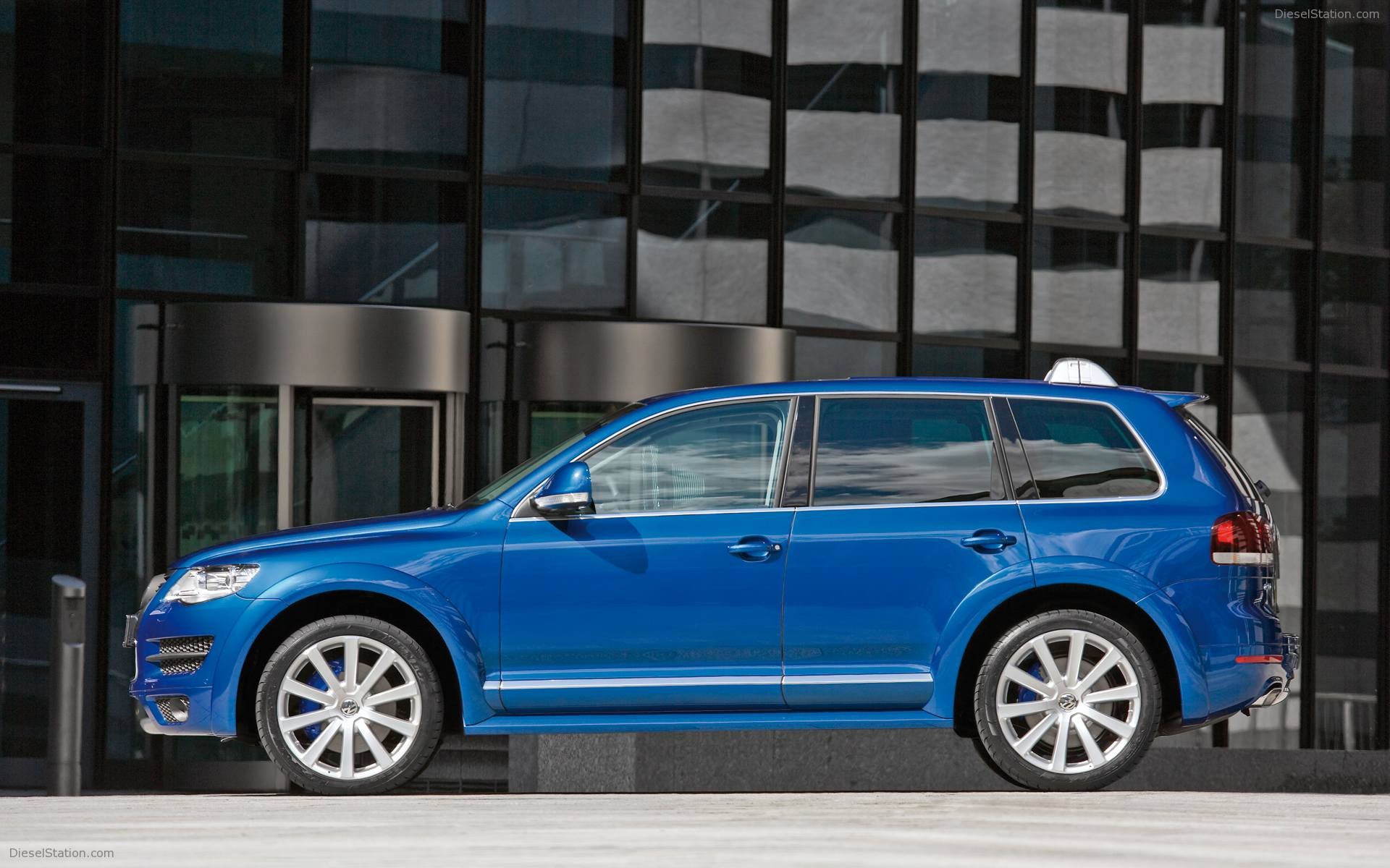Volkswagen Touareg R50 Wallpapers