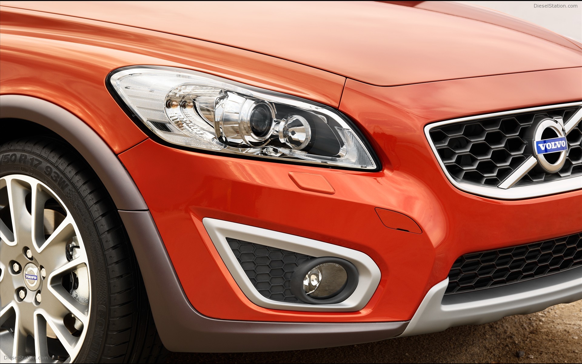 2010 Volvo C30 Sports Coupe 