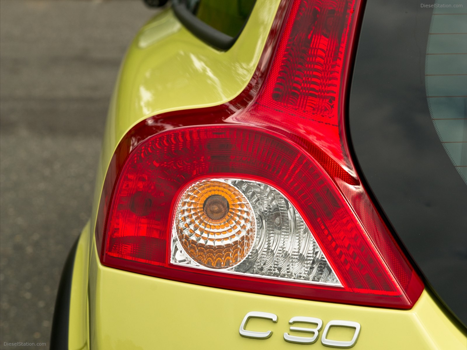 Volvo C30 2012