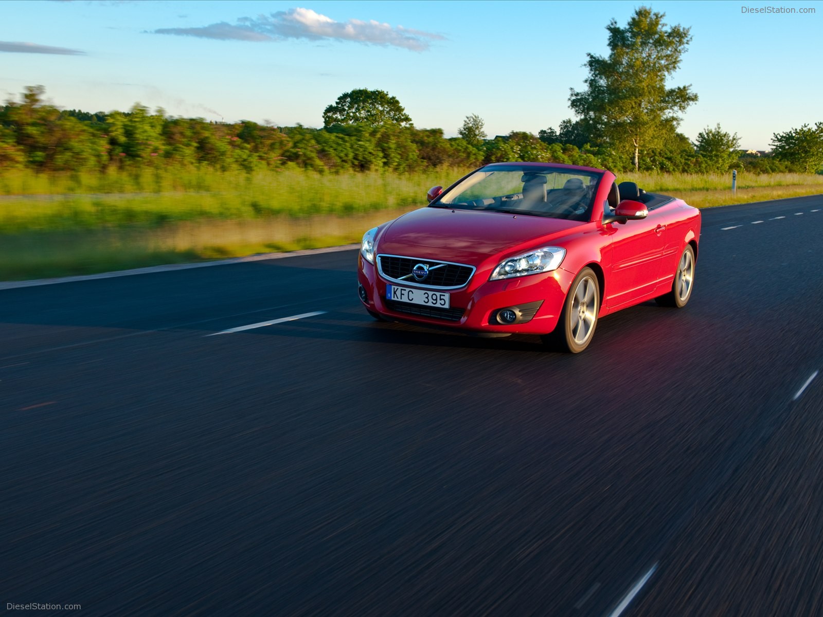 Volvo C70 2011