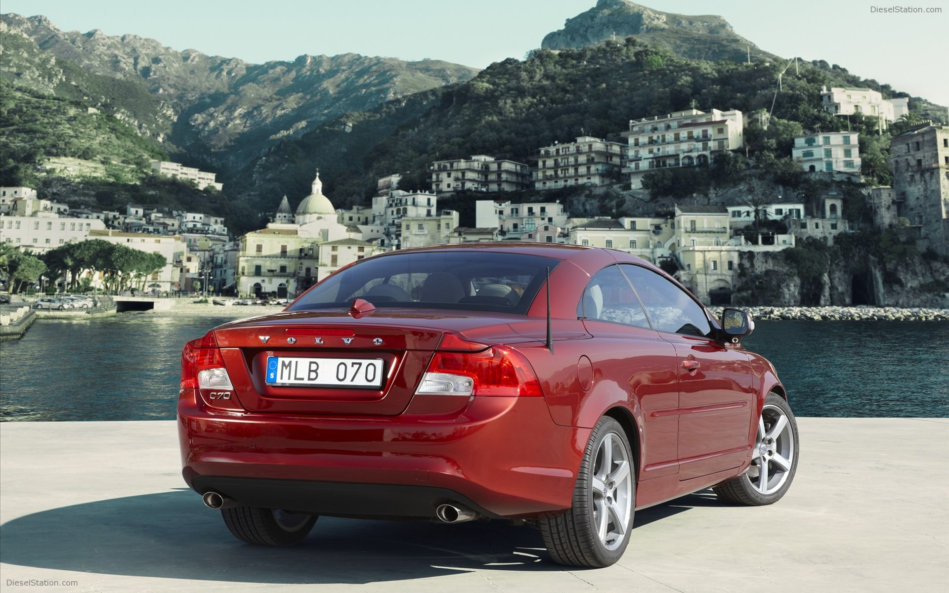 Volvo C70 2011